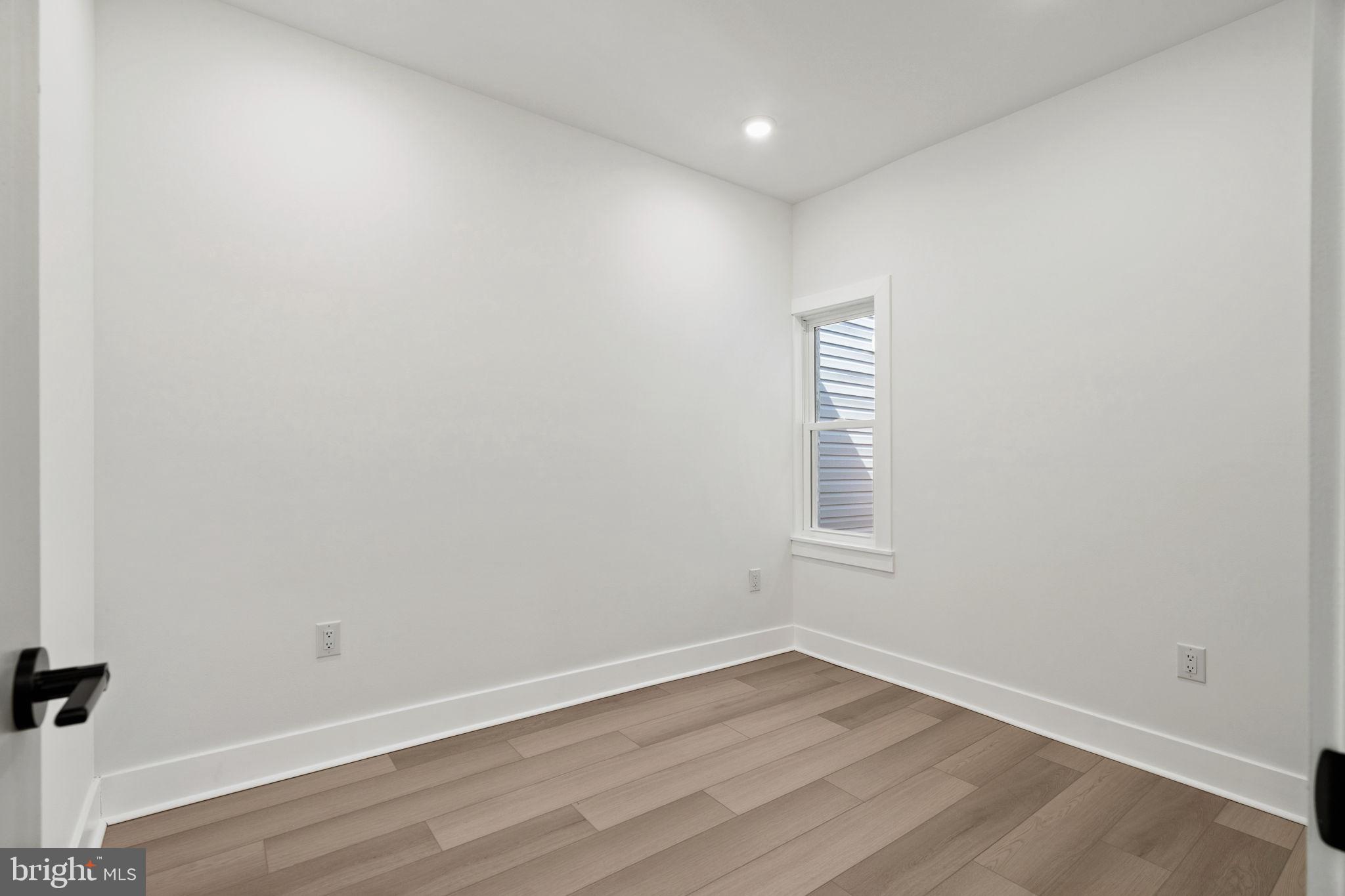 COBBS CREEK - Residential