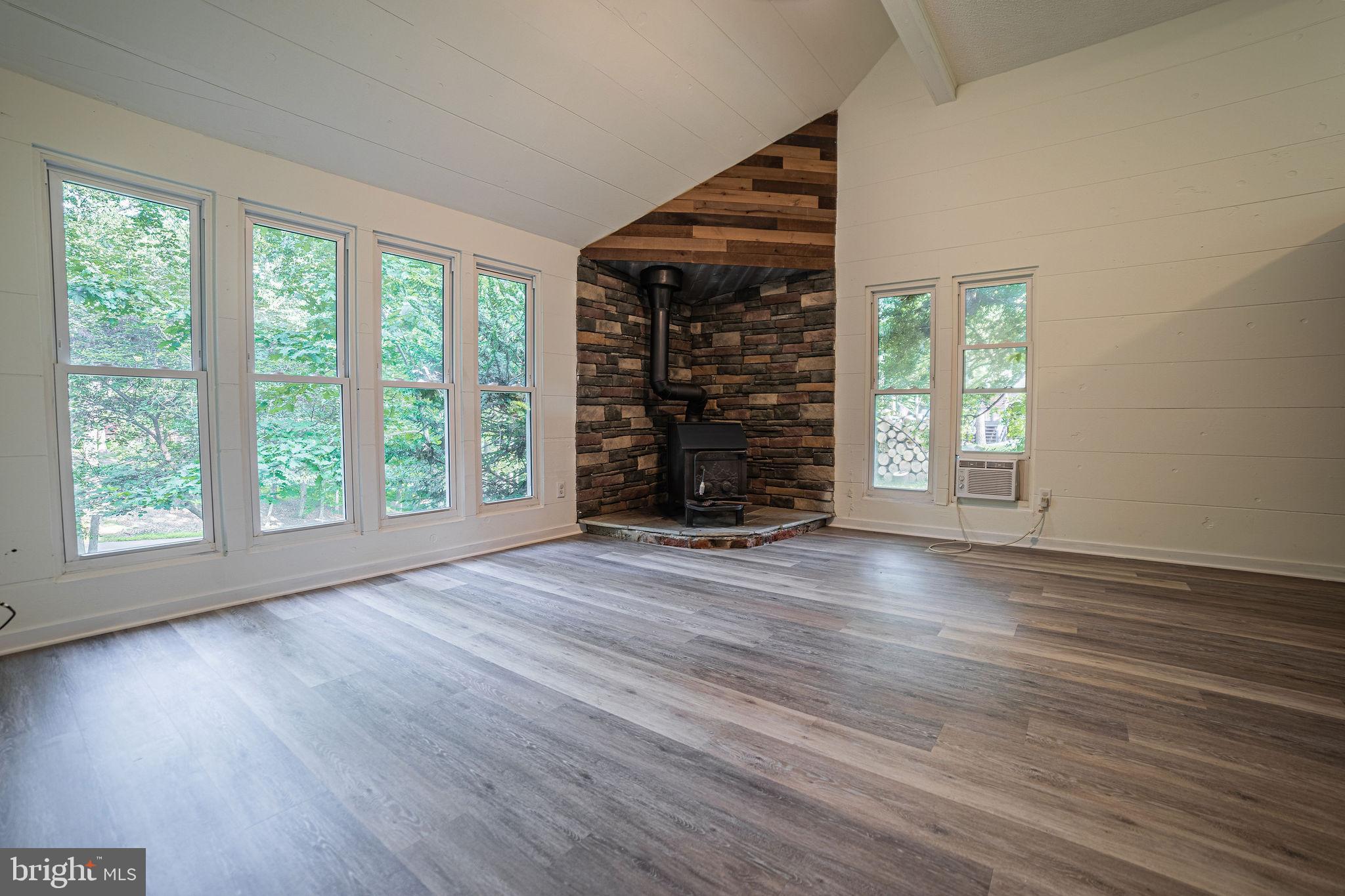 THE WOODS RESORT - Residential