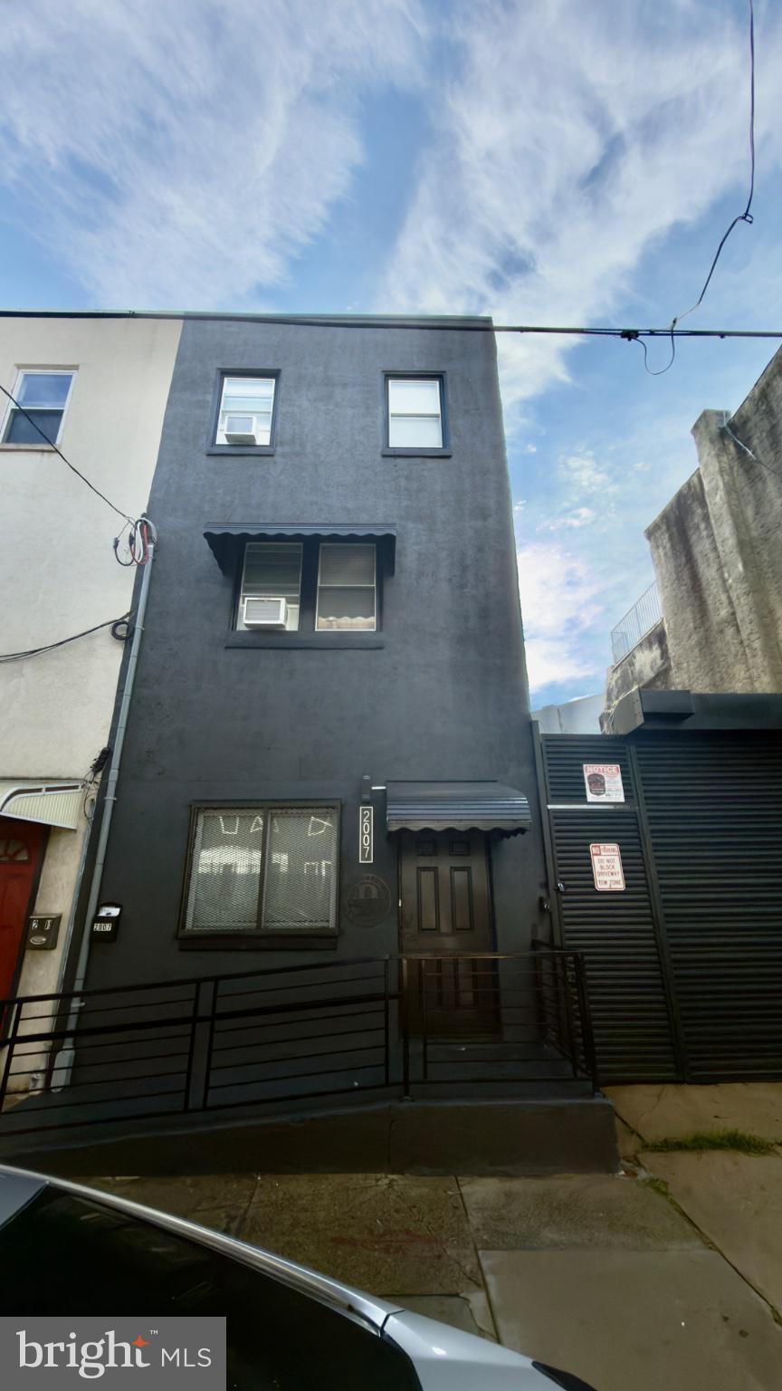 2005-07 N FRONT STREET
