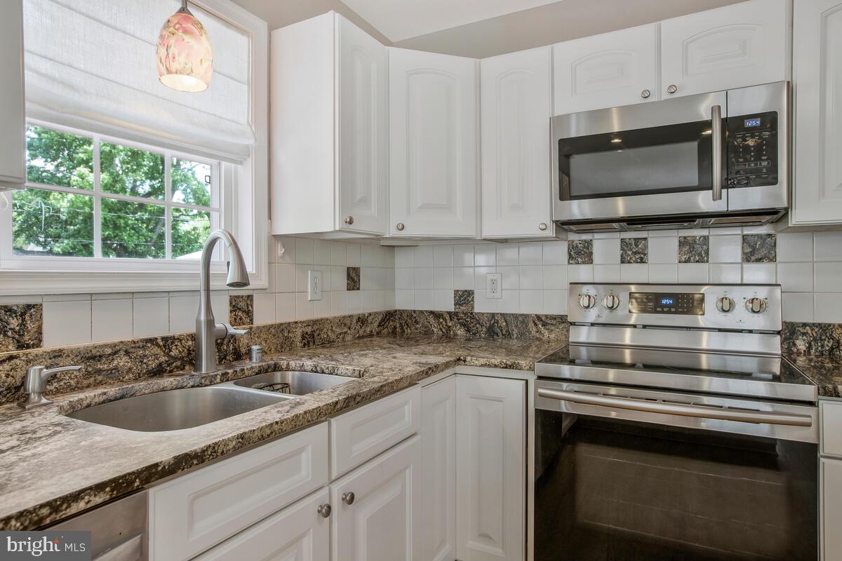 BEVERLEY BEACH - Residential