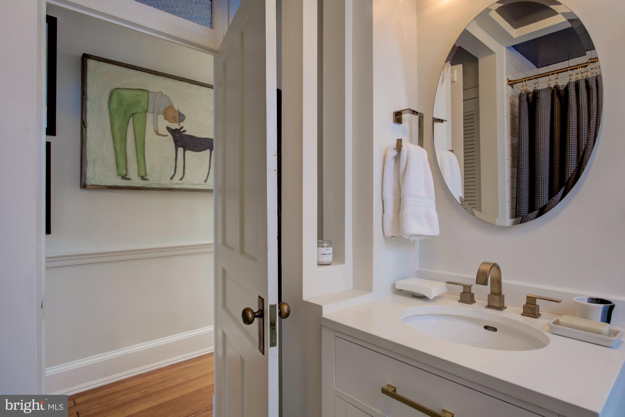 CAPITOL HILL - Residential