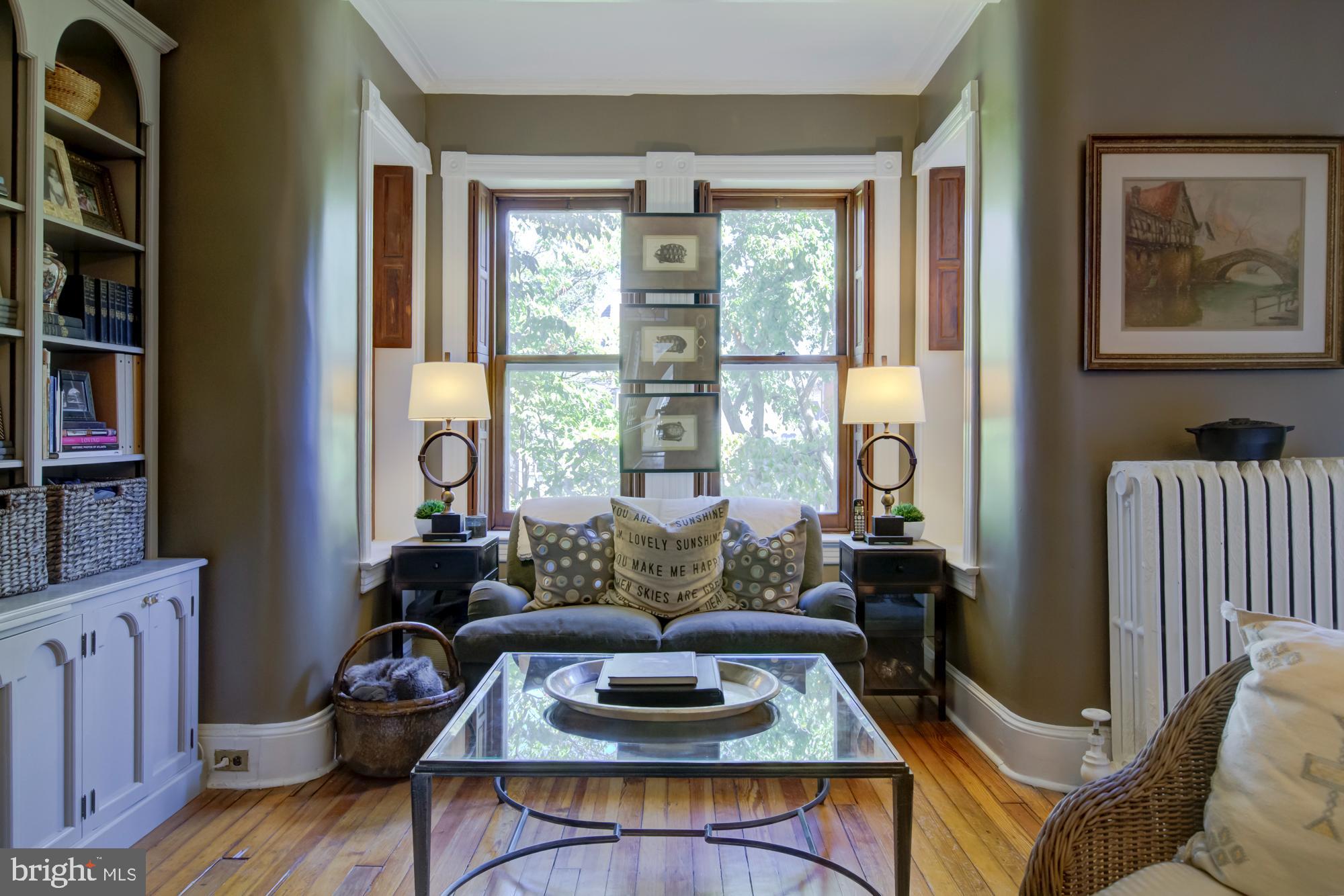 CAPITOL HILL - Residential