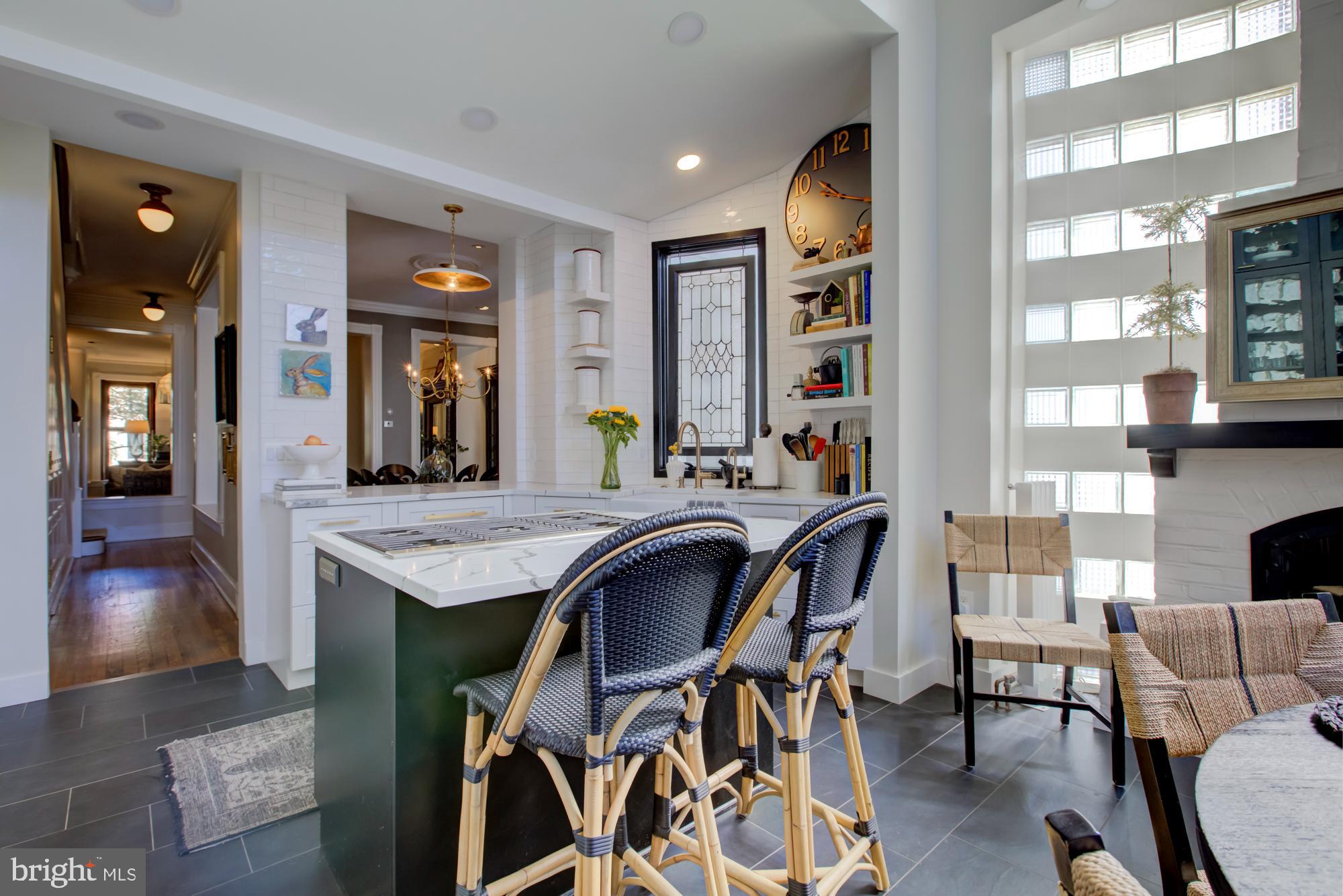 CAPITOL HILL - Residential