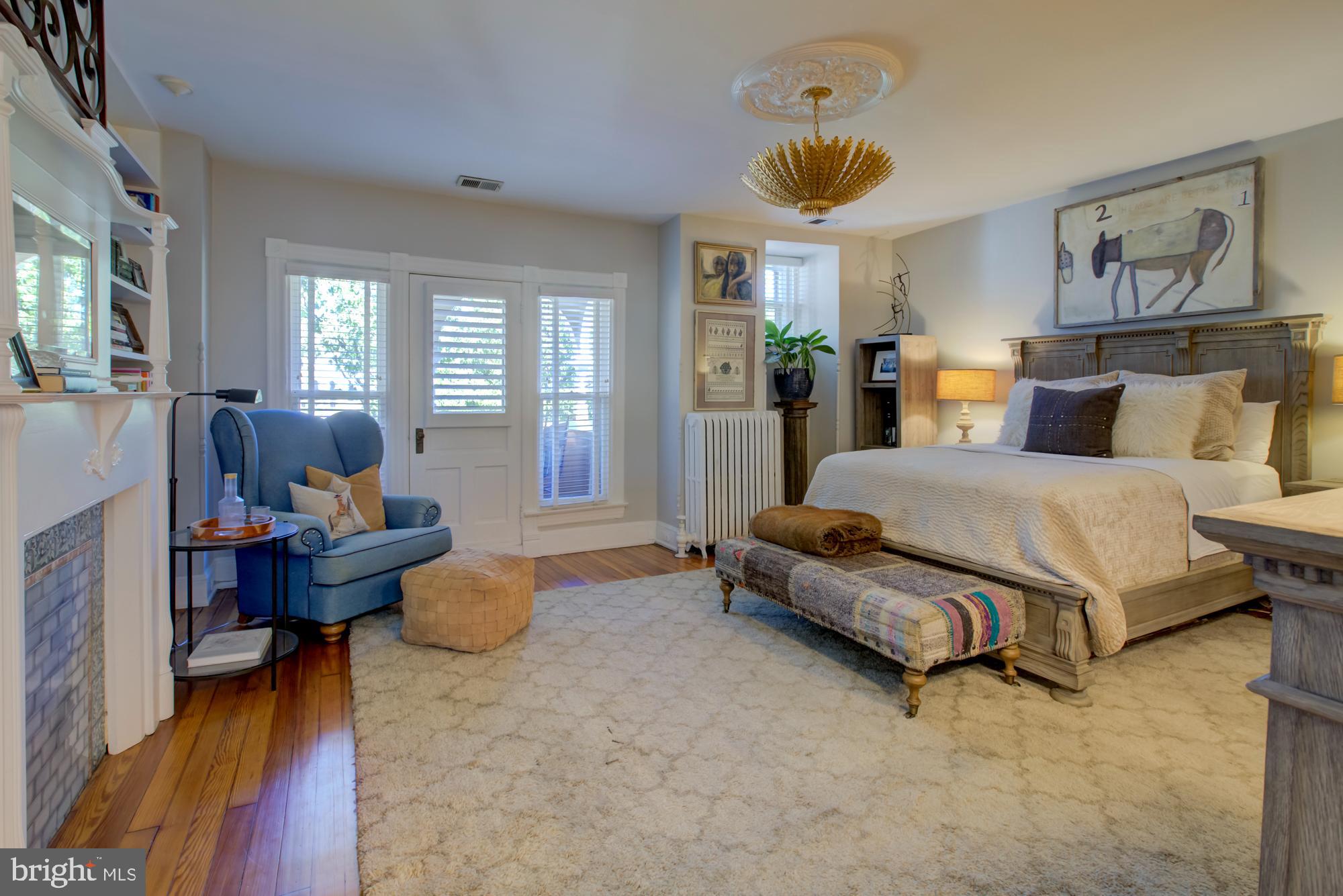 CAPITOL HILL - Residential