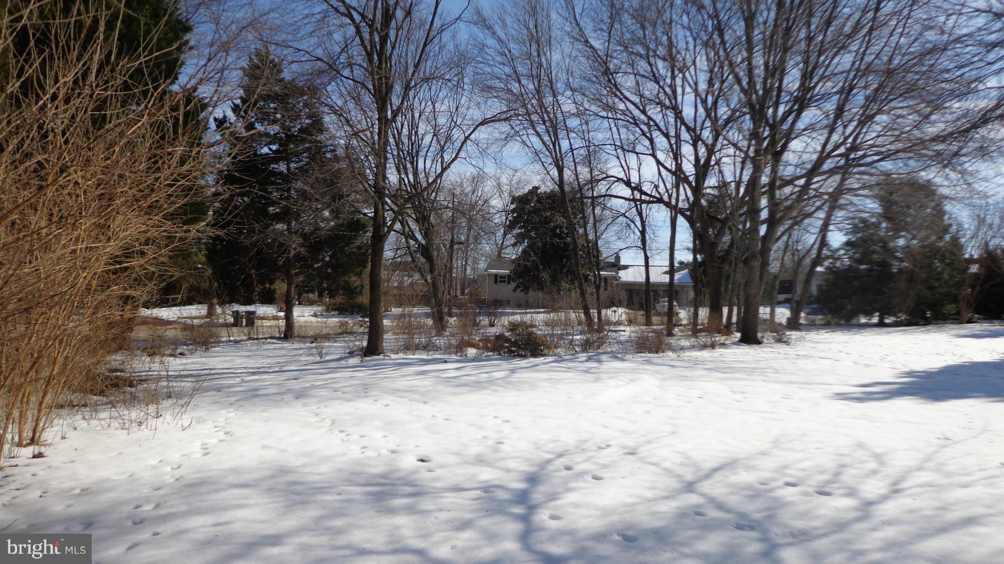 FLORANCE/LAKEVIEW ESTS - Land