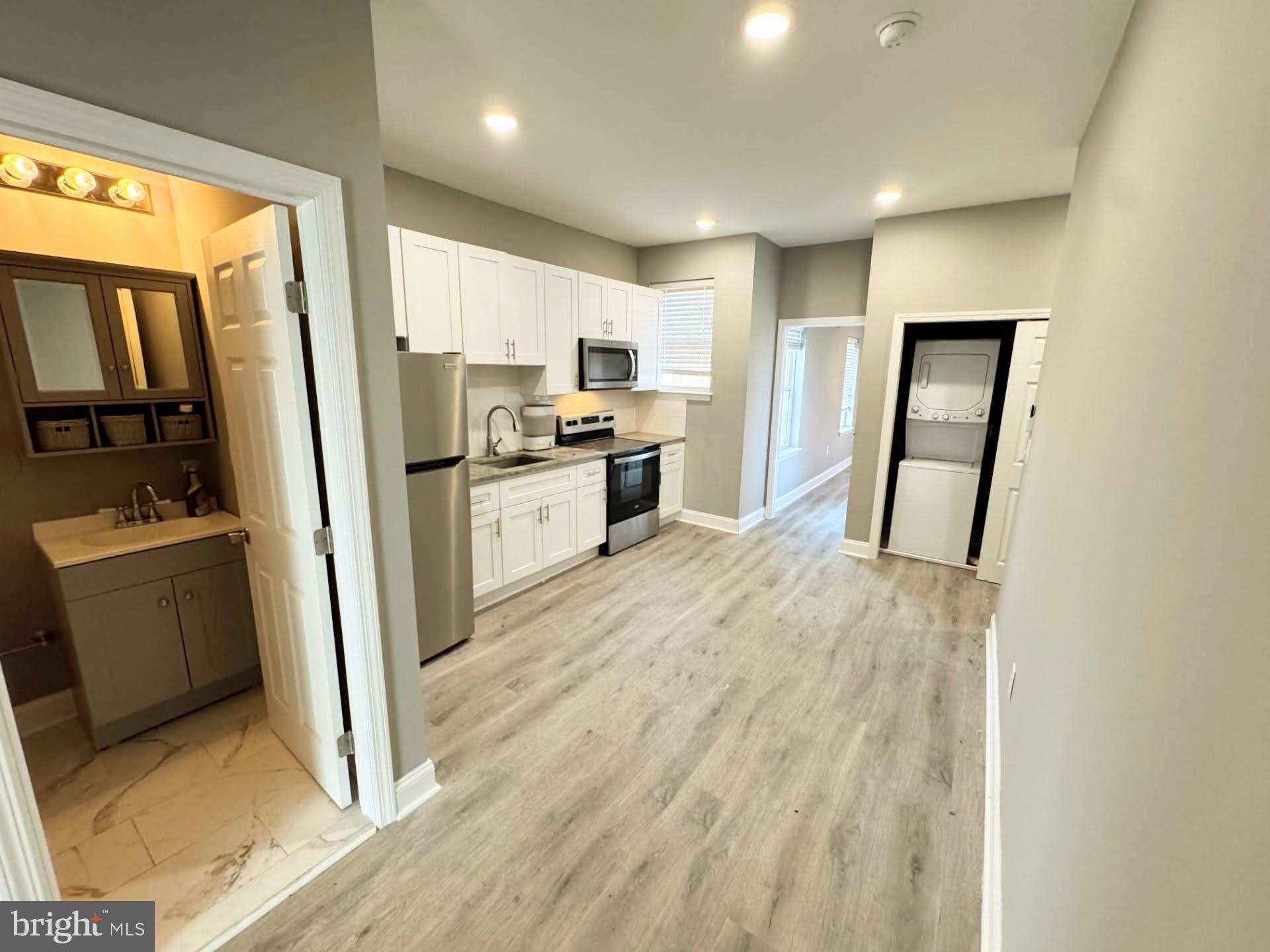 TEMPLE UNIVERSITY - Residential Lease