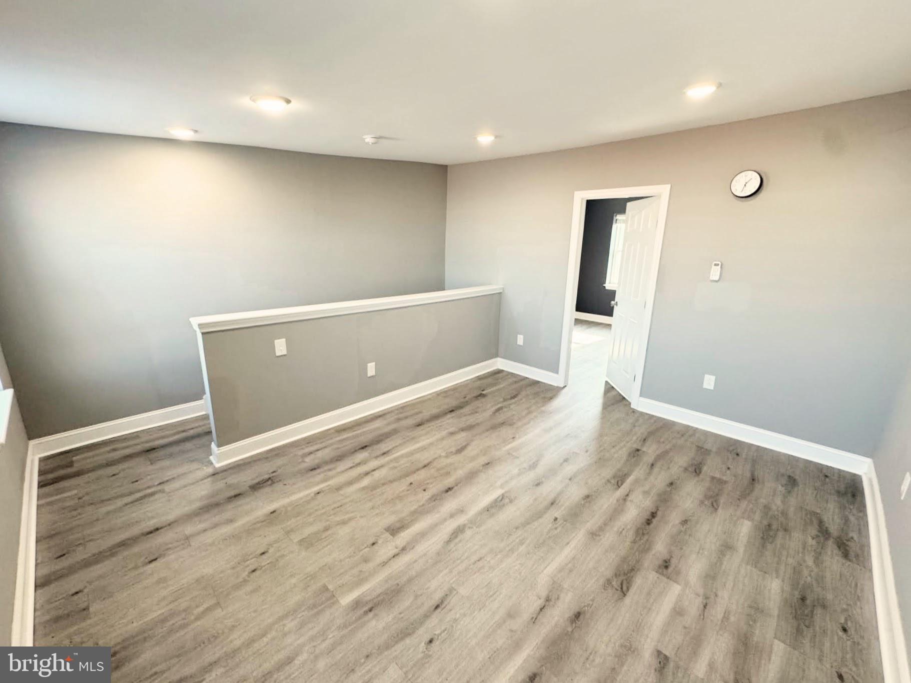 TEMPLE UNIVERSITY - Residential Lease