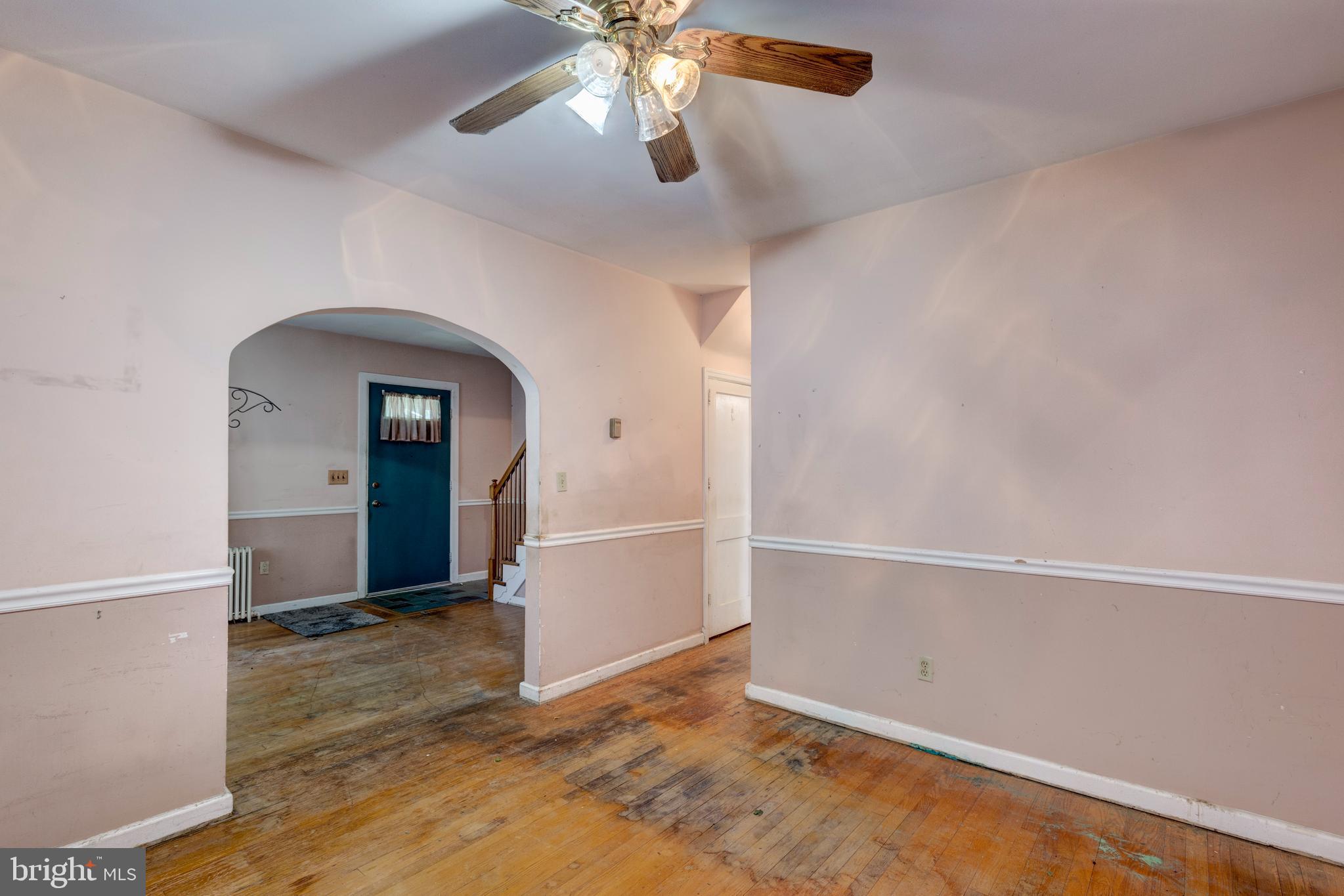 CATONSVILLE KNOLLS - Residential