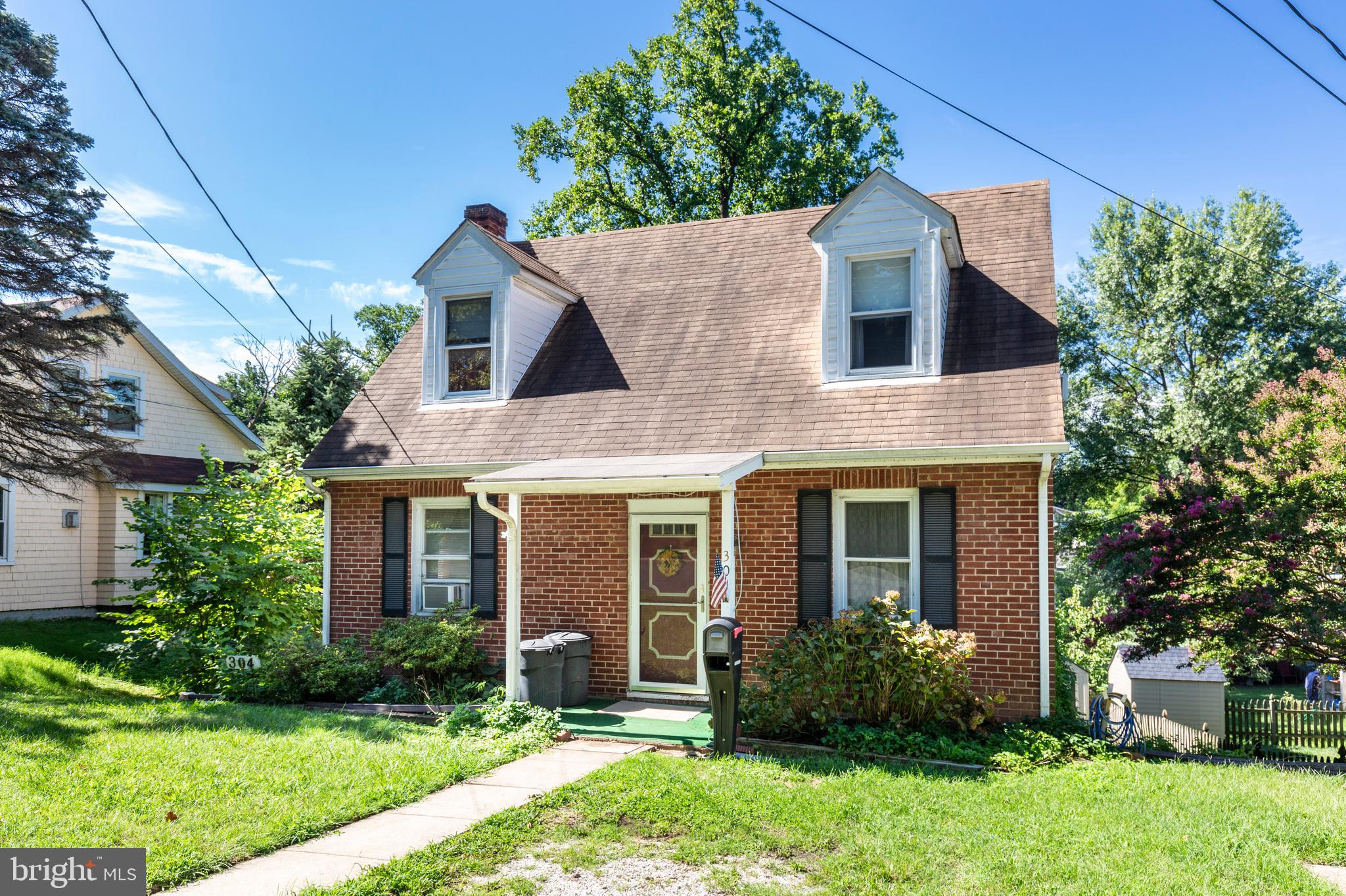 CATONSVILLE KNOLLS - Residential