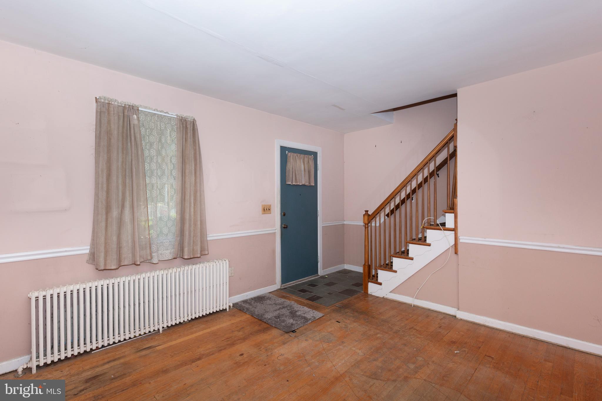 CATONSVILLE KNOLLS - Residential