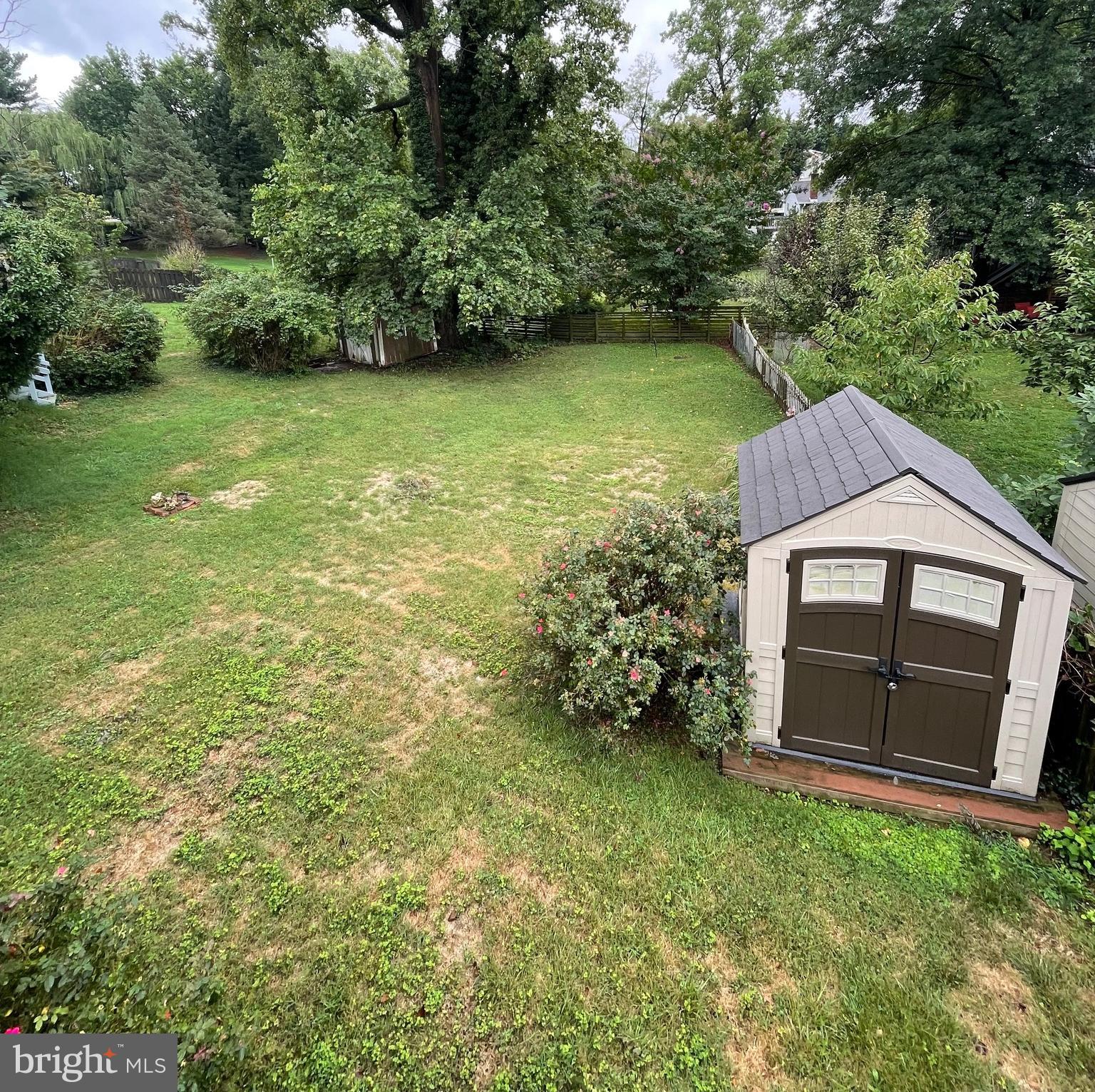 CATONSVILLE KNOLLS - Residential