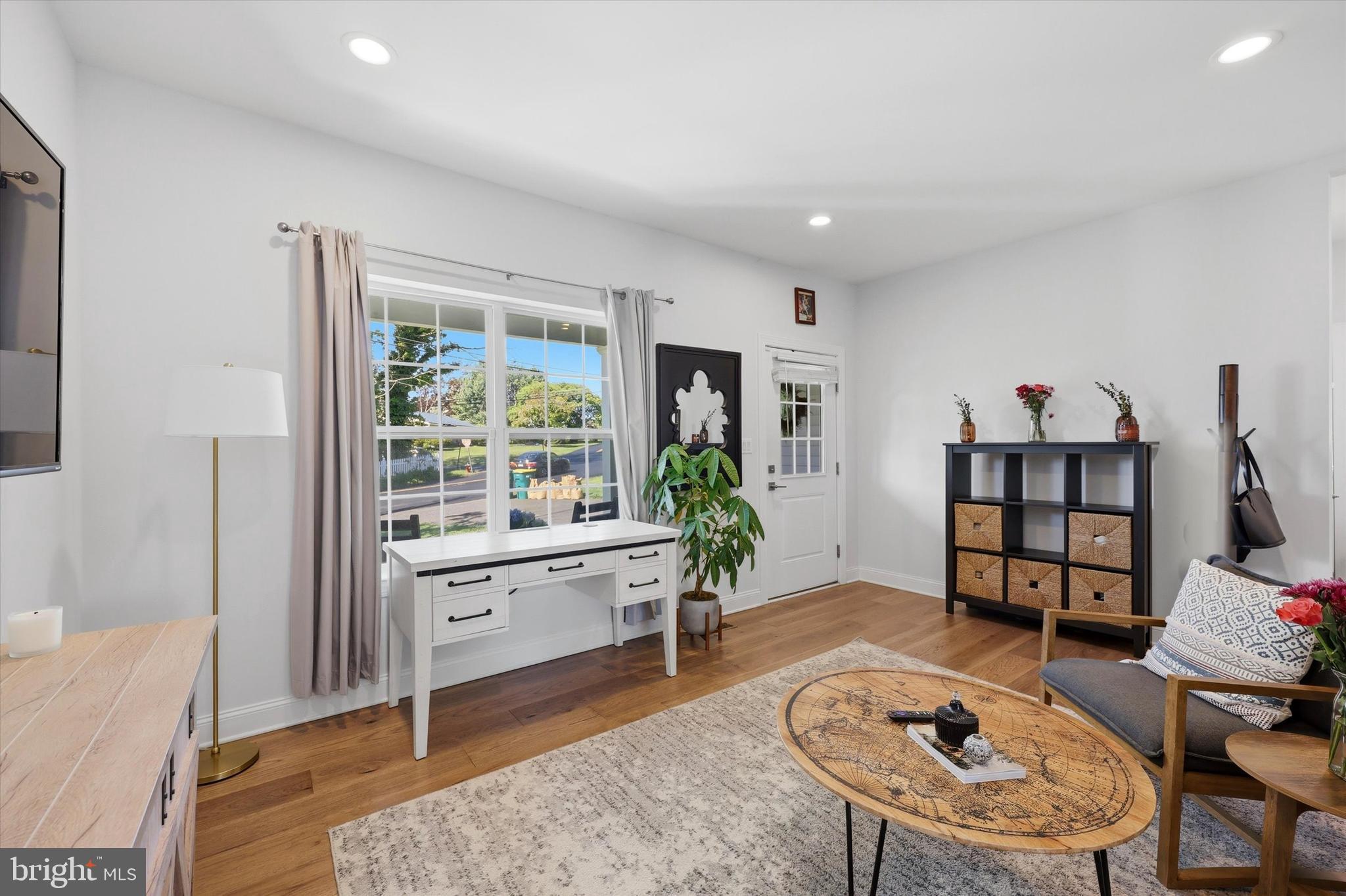 983 HIGHLAND AVENUE