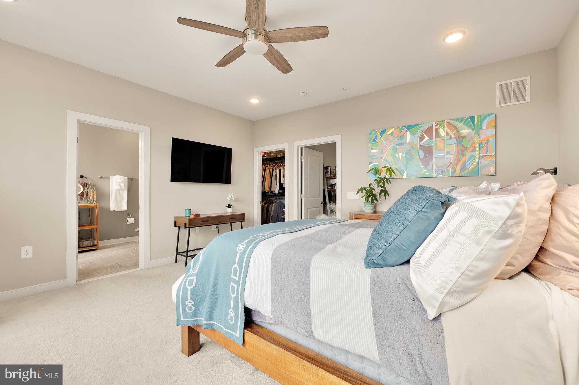 METROPARK AT ARROWBROOK - Residential