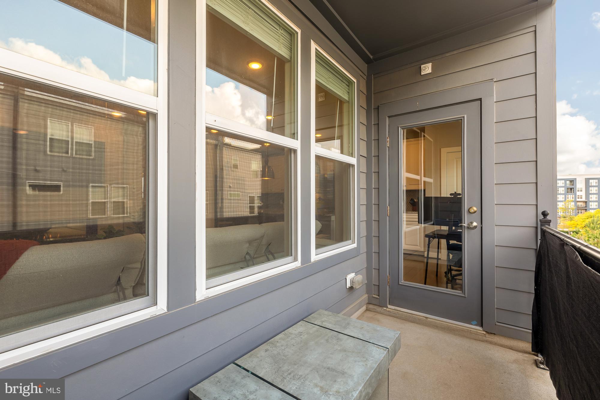 METROPARK AT ARROWBROOK - Residential