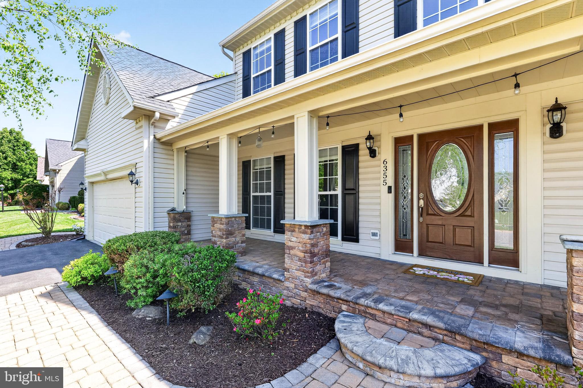 SPRING RIDGE - Residential