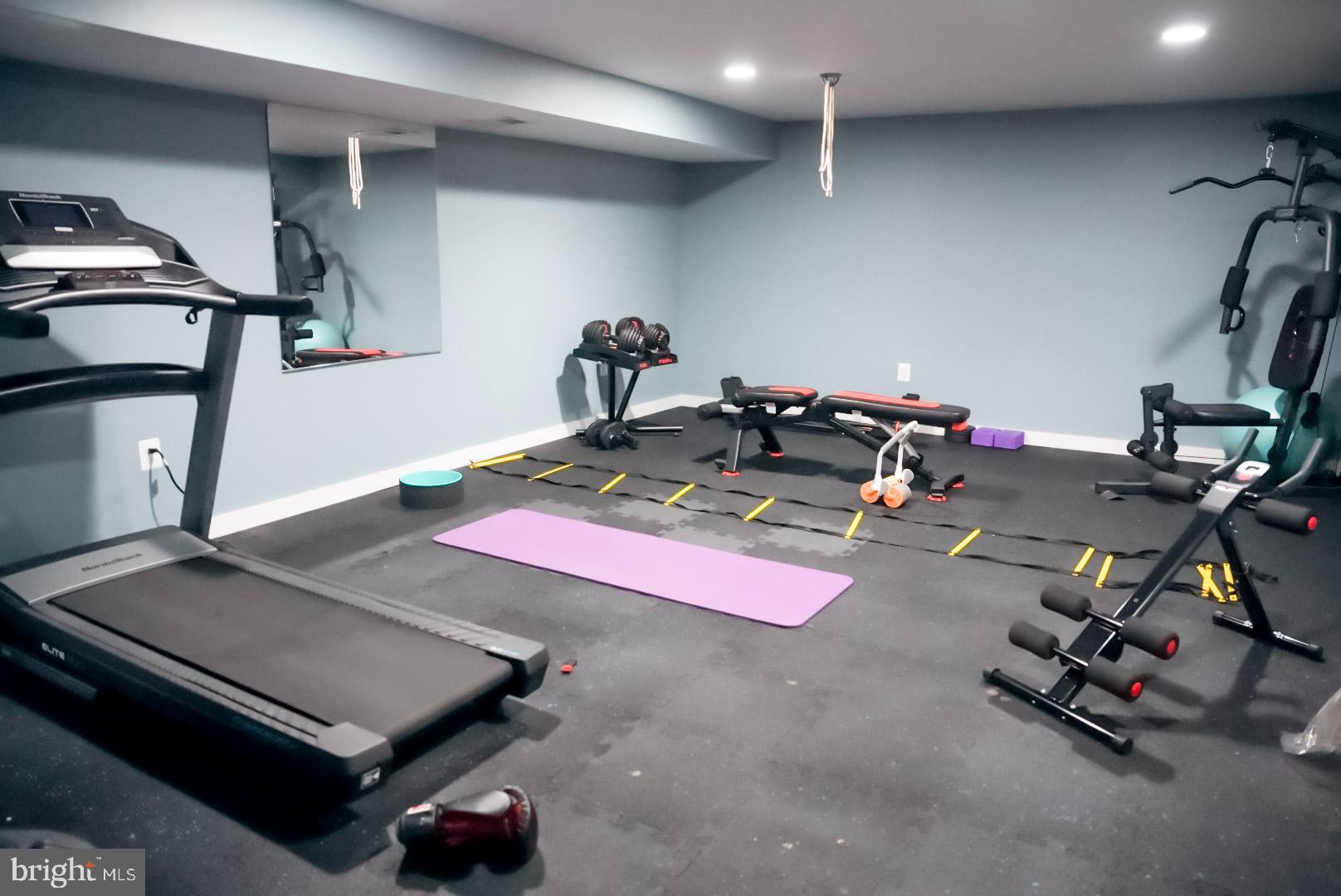 SPRING RIDGE - Residential