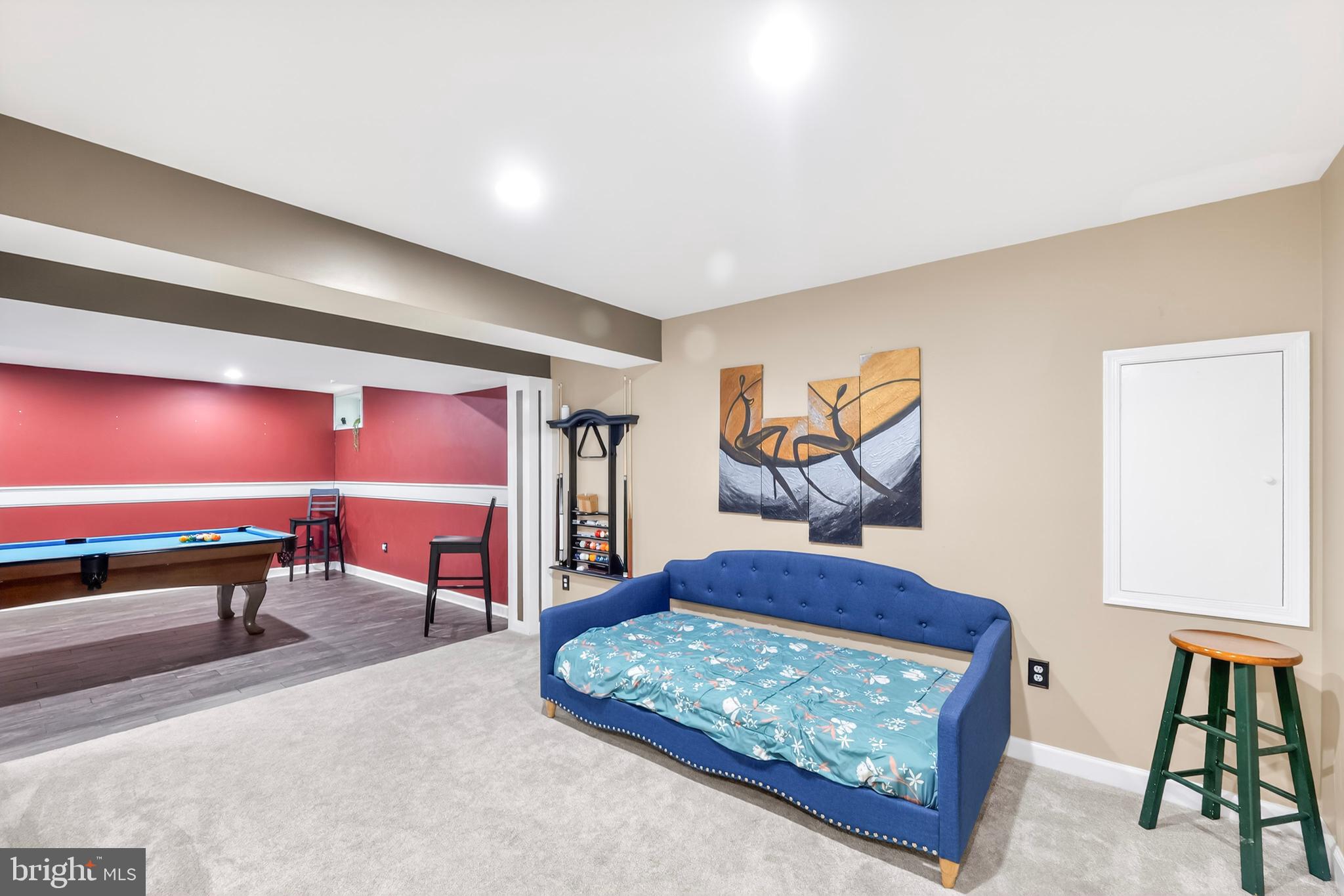 SPRING RIDGE - Residential