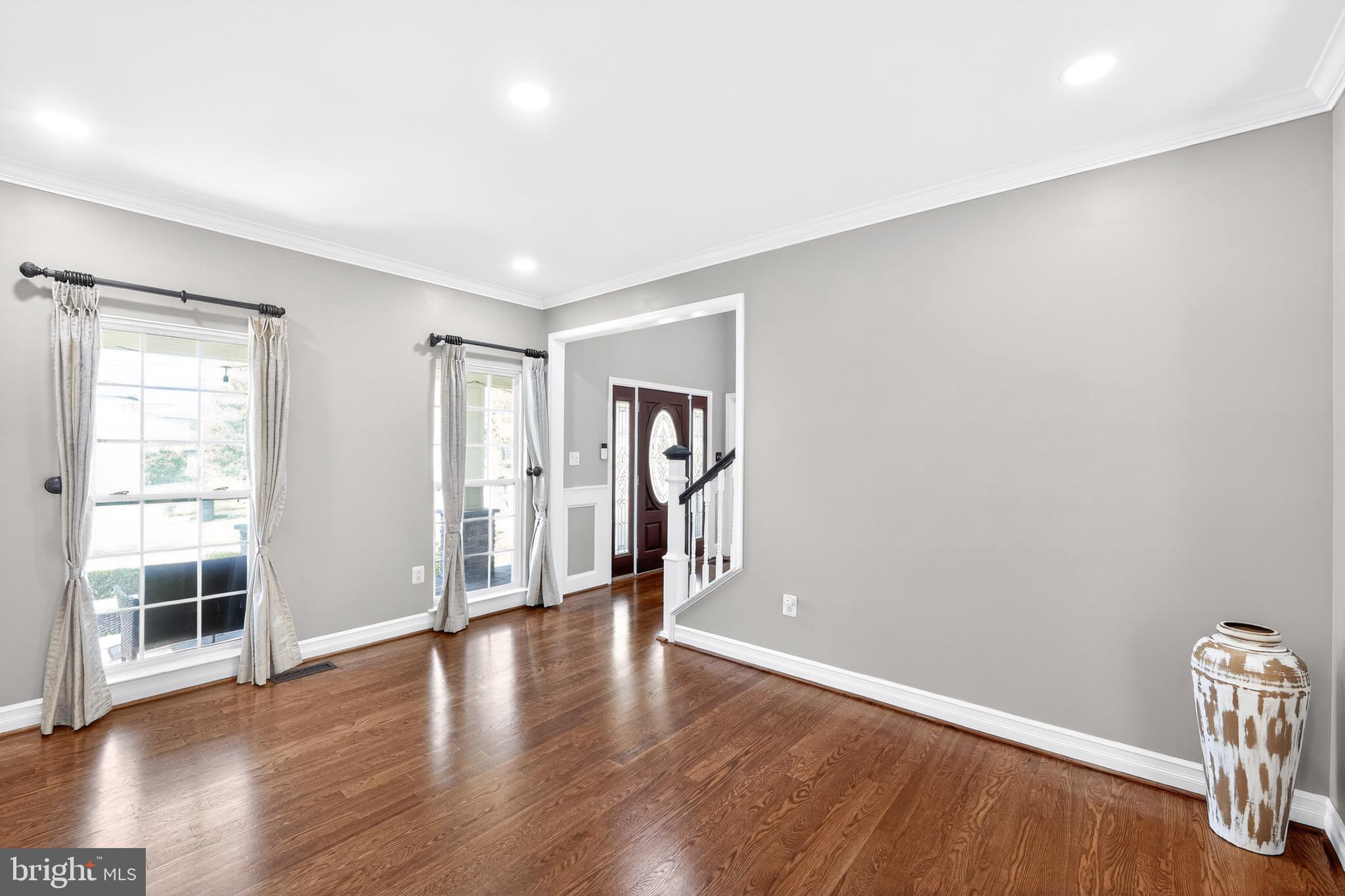 SPRING RIDGE - Residential