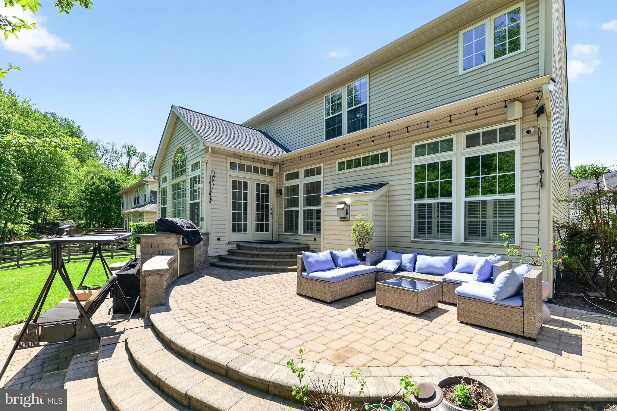 SPRING RIDGE - Residential