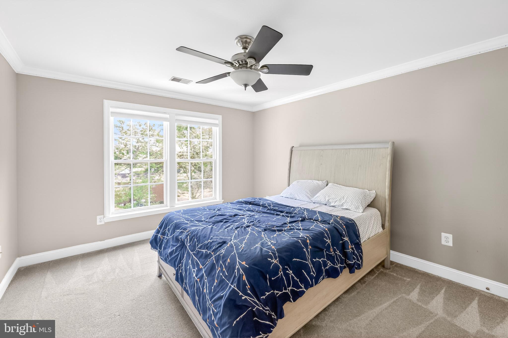 SPRING RIDGE - Residential