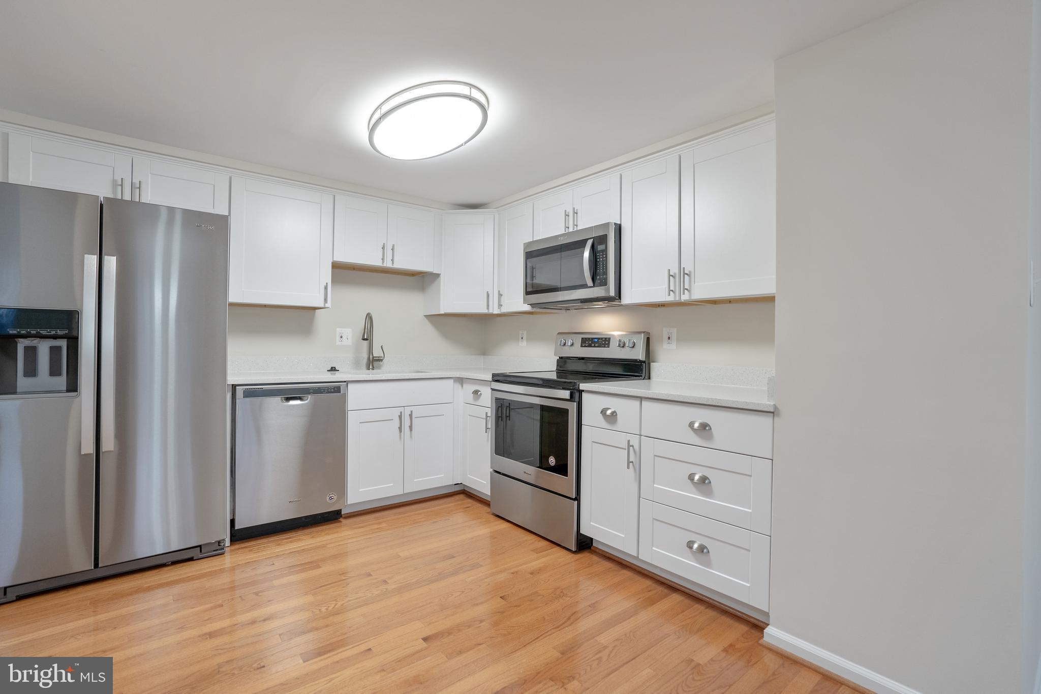 COLONY PARK - Residential