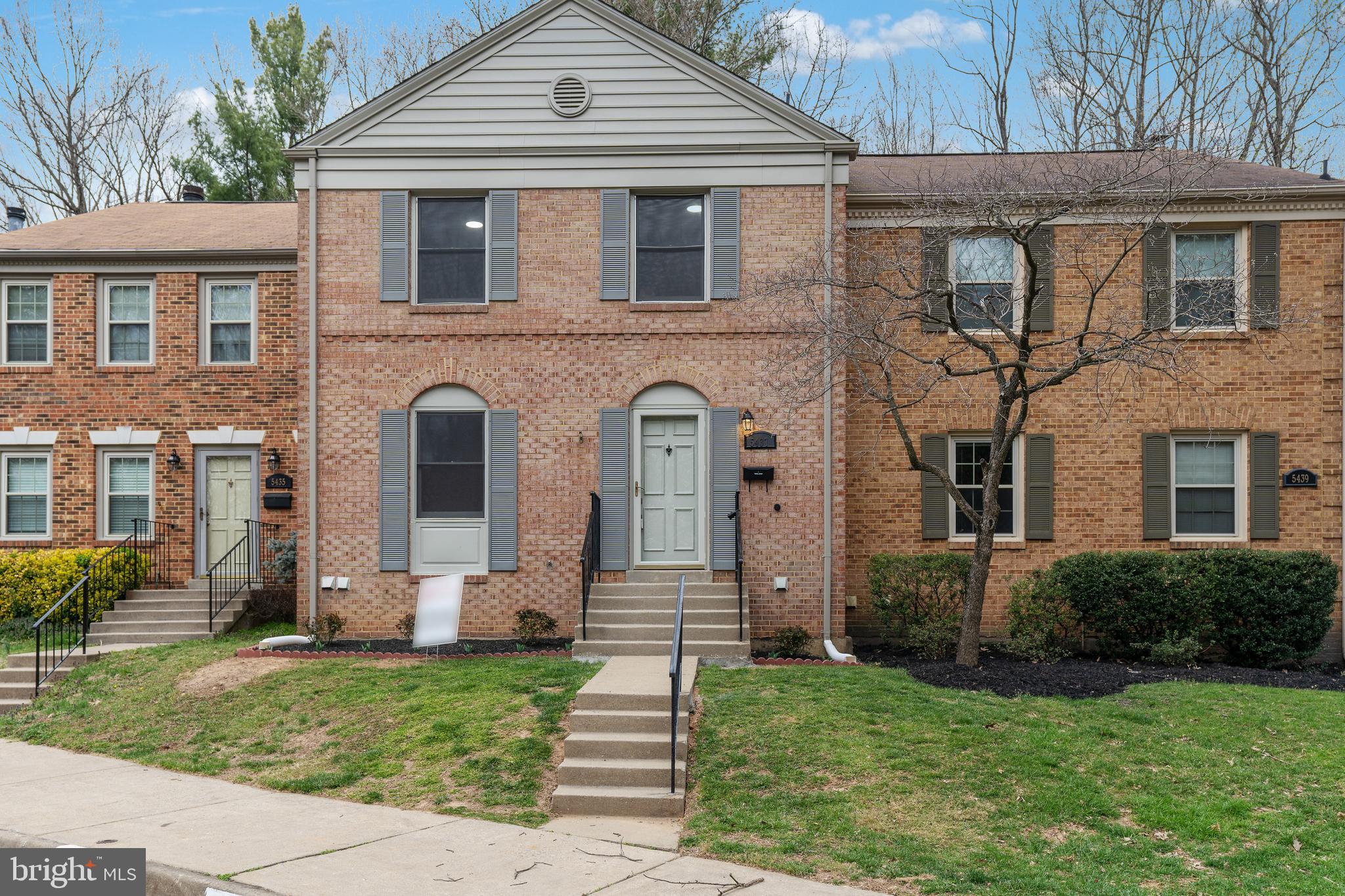 COLONY PARK - Residential