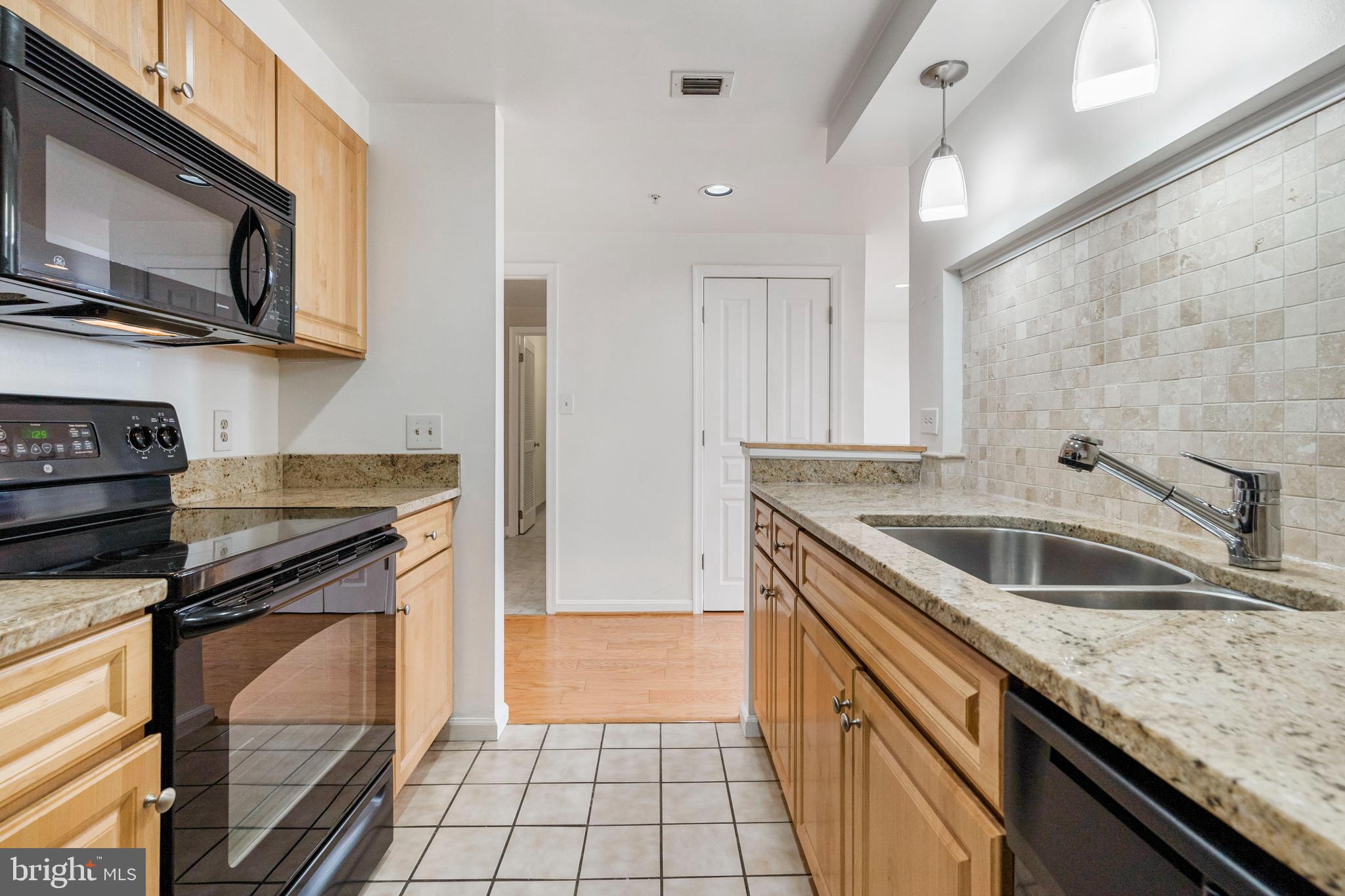 FELLS POINT HISTORIC DISTRICT - Residential Lease