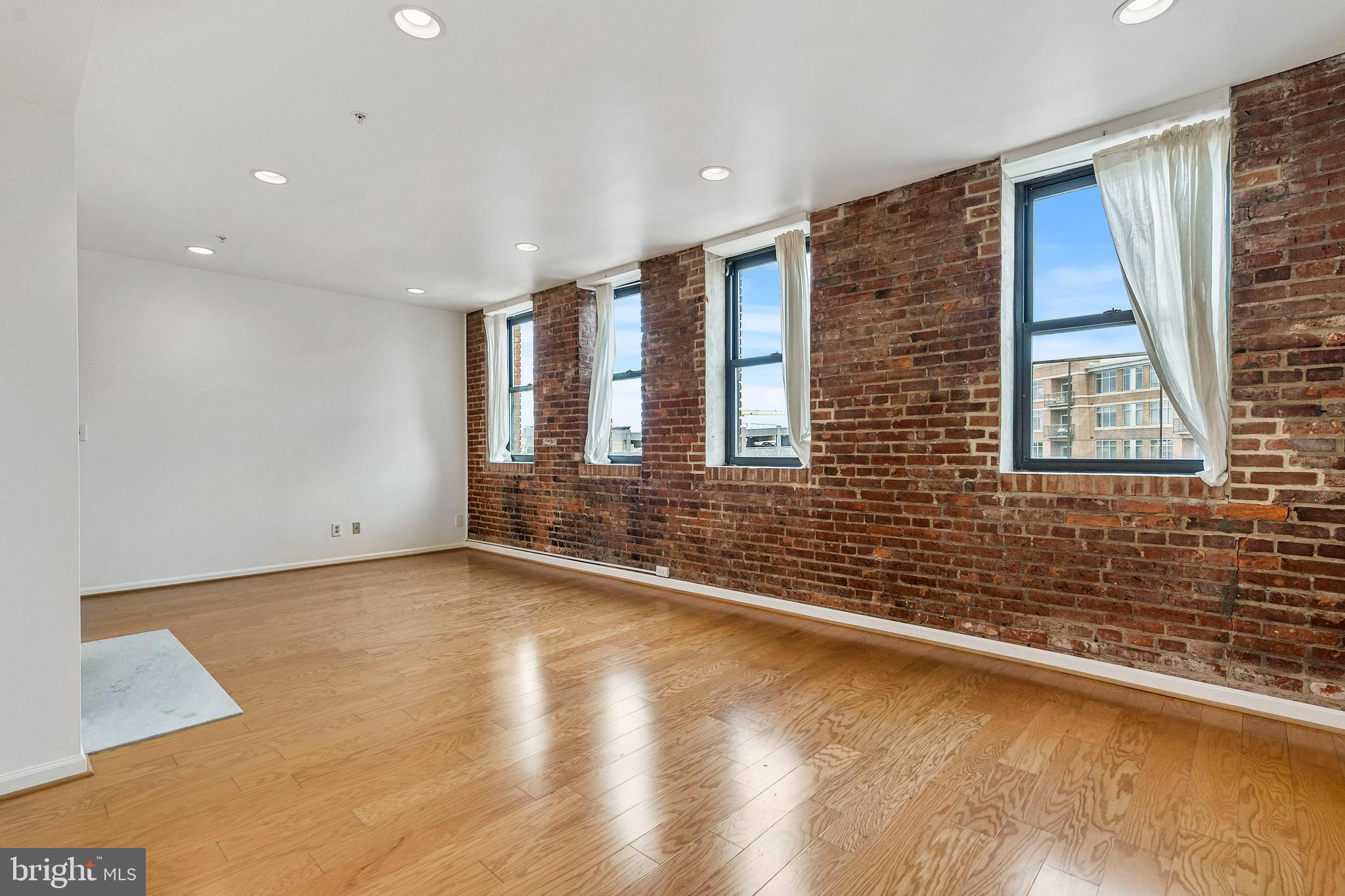 FELLS POINT HISTORIC DISTRICT - Residential Lease