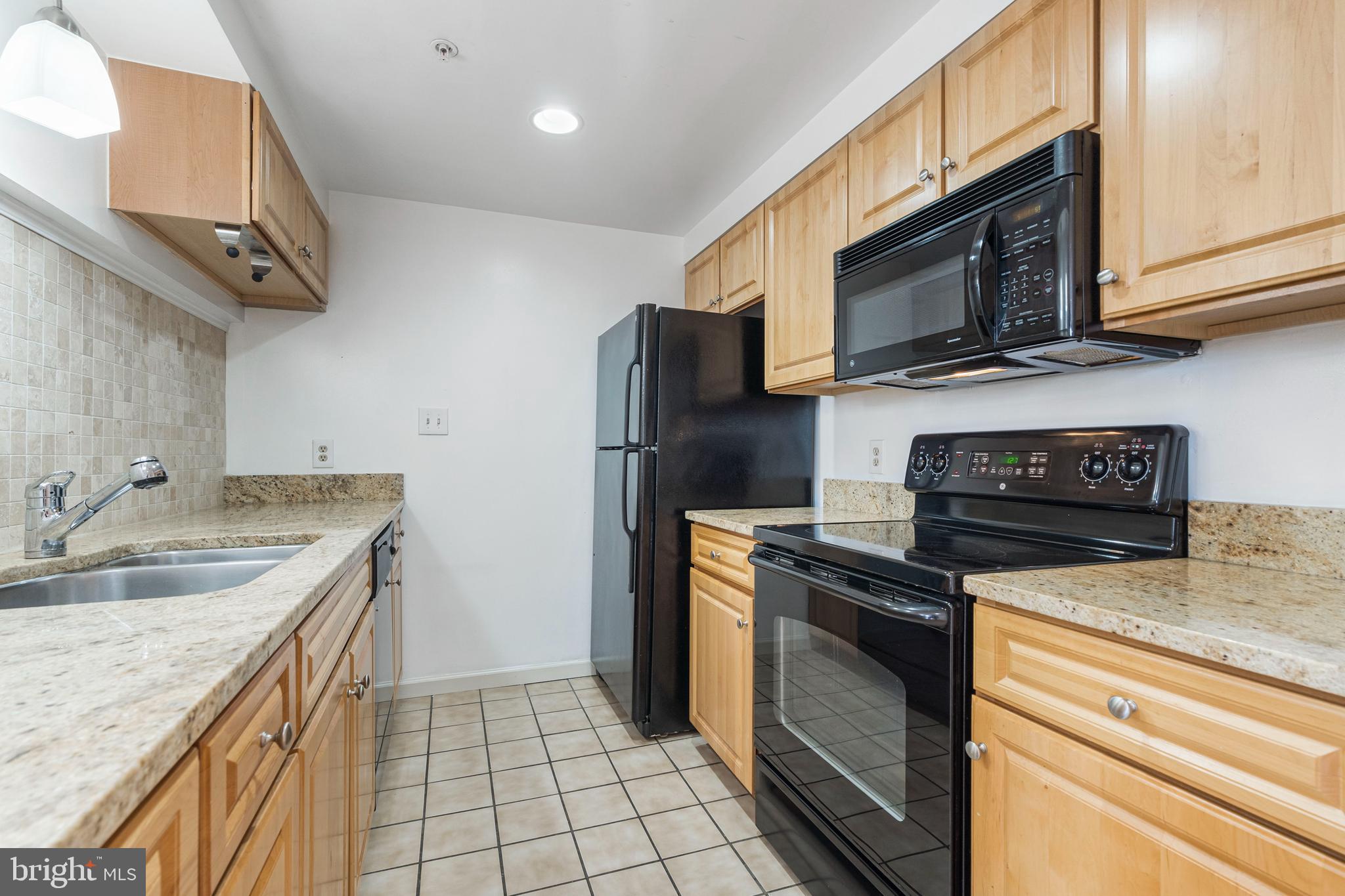 FELLS POINT HISTORIC DISTRICT - Residential Lease