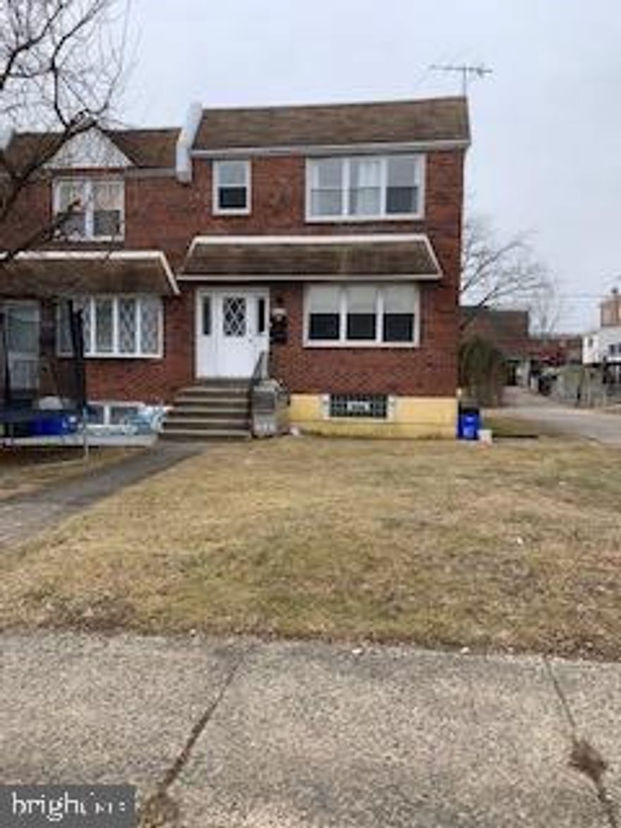 REDUCED PRICE !!!!! Welcome to 4514 Pennypack Street.  A spacious 2 plus 2 corner duplex with 2 car garage located in the Holmesburg Section of Northeast Philadelphia. Great investment property, each unit with  2 bedrooms, one Bath, Living Room, Dinning area, Kitchen and interior access to the walk-out basement with laundry facilities and two car garage. The first floor is Tenant occupied with a month to month lease and the second floor is vacant, ready for you or a new tenant to move in. Separate utilities.  Great location with walk-in distance to Public transportation, Shopping and Schools and easy access to I-95 for a short drive to Center City Philadelphia.
Don't wait, make your appoitment today, as this is a great investment opportunity.