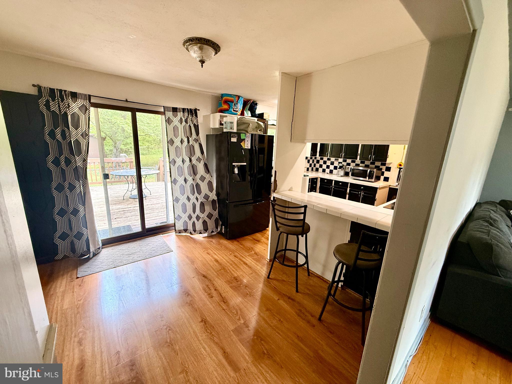 BELL AIR HEIGHTS - Residential