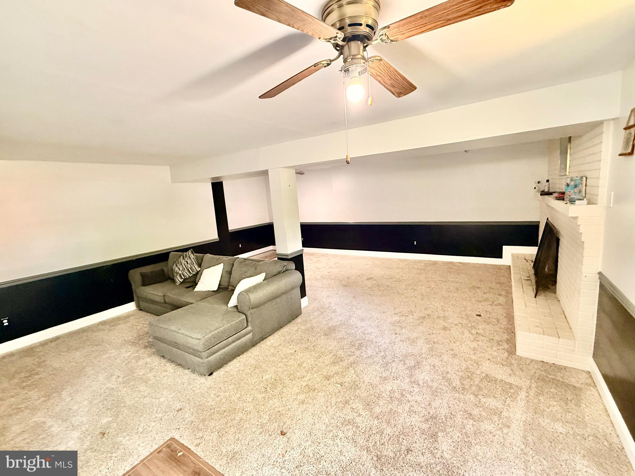 BELL AIR HEIGHTS - Residential