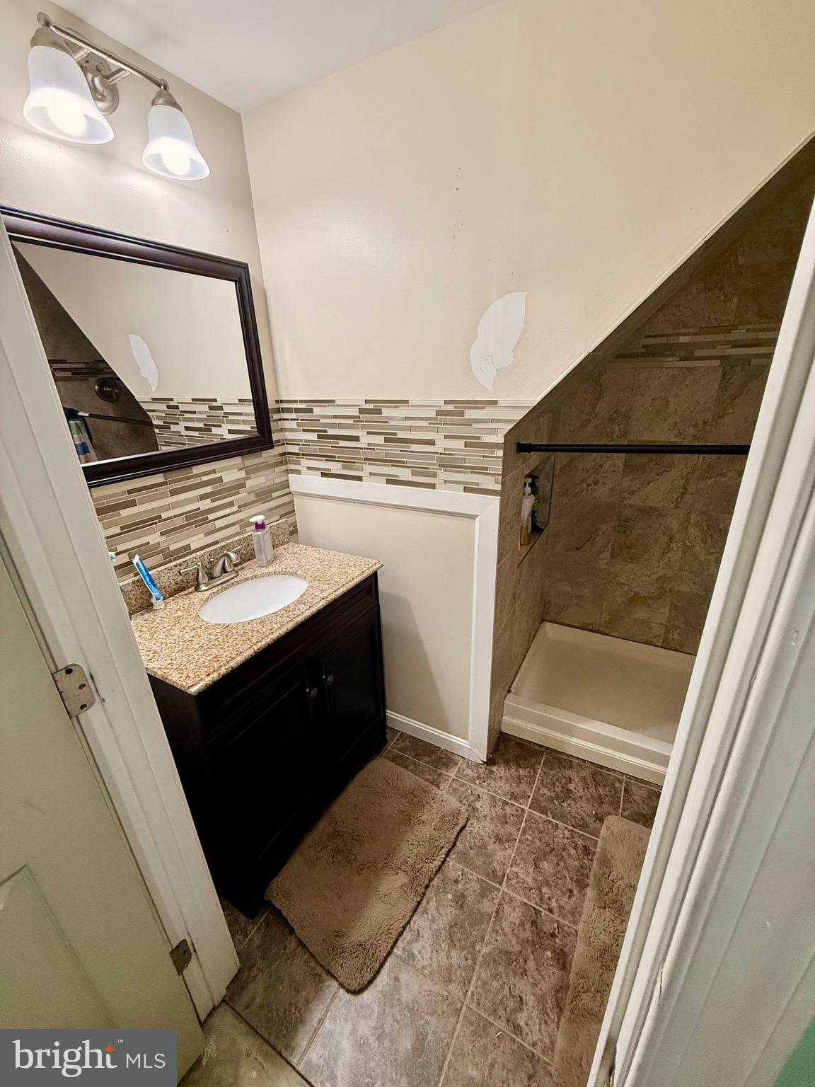 BELL AIR HEIGHTS - Residential
