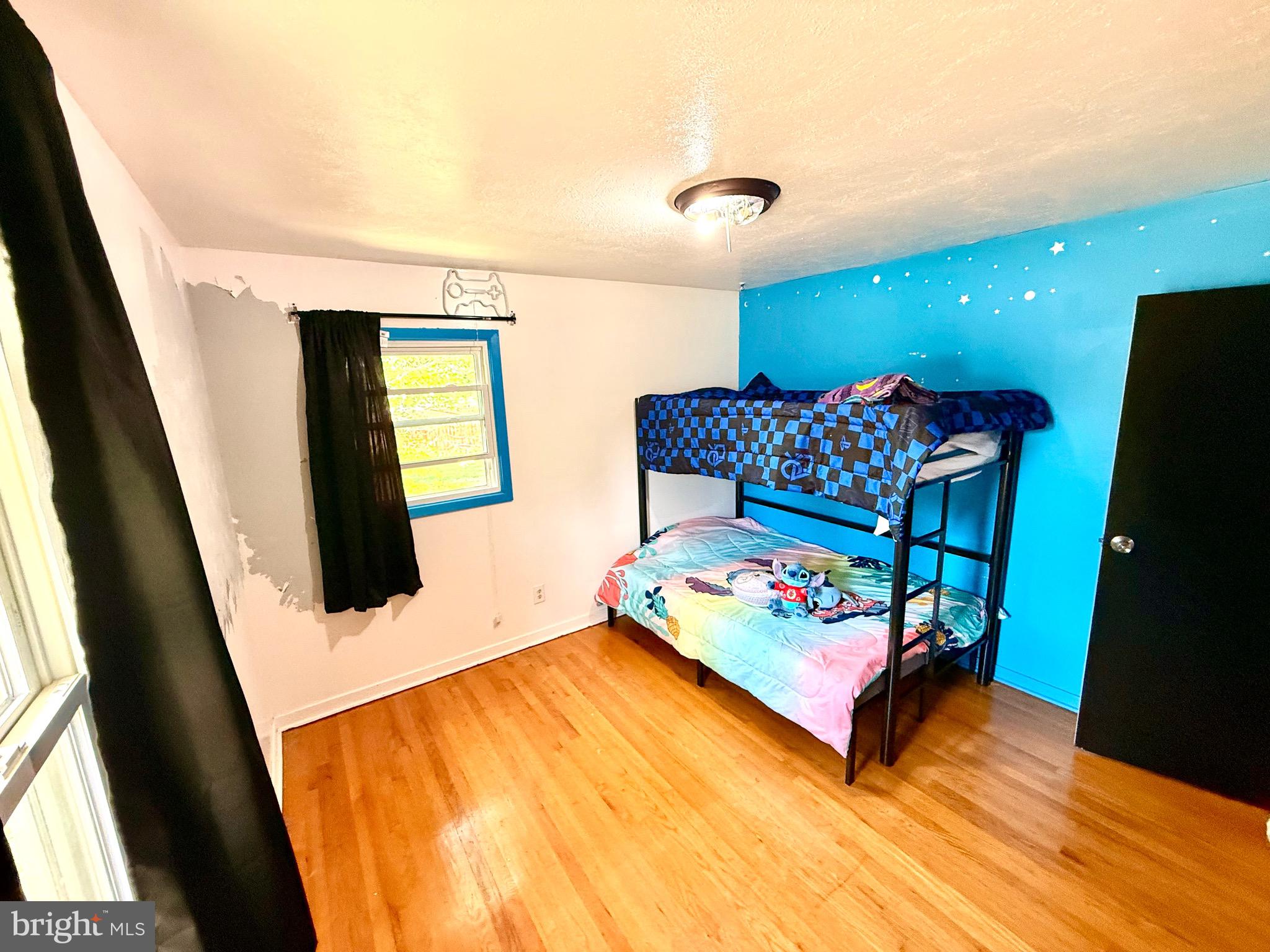 BELL AIR HEIGHTS - Residential