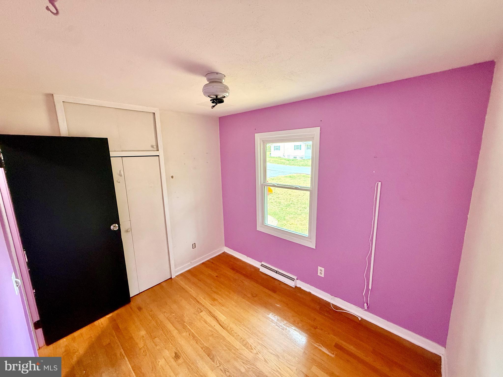 BELL AIR HEIGHTS - Residential