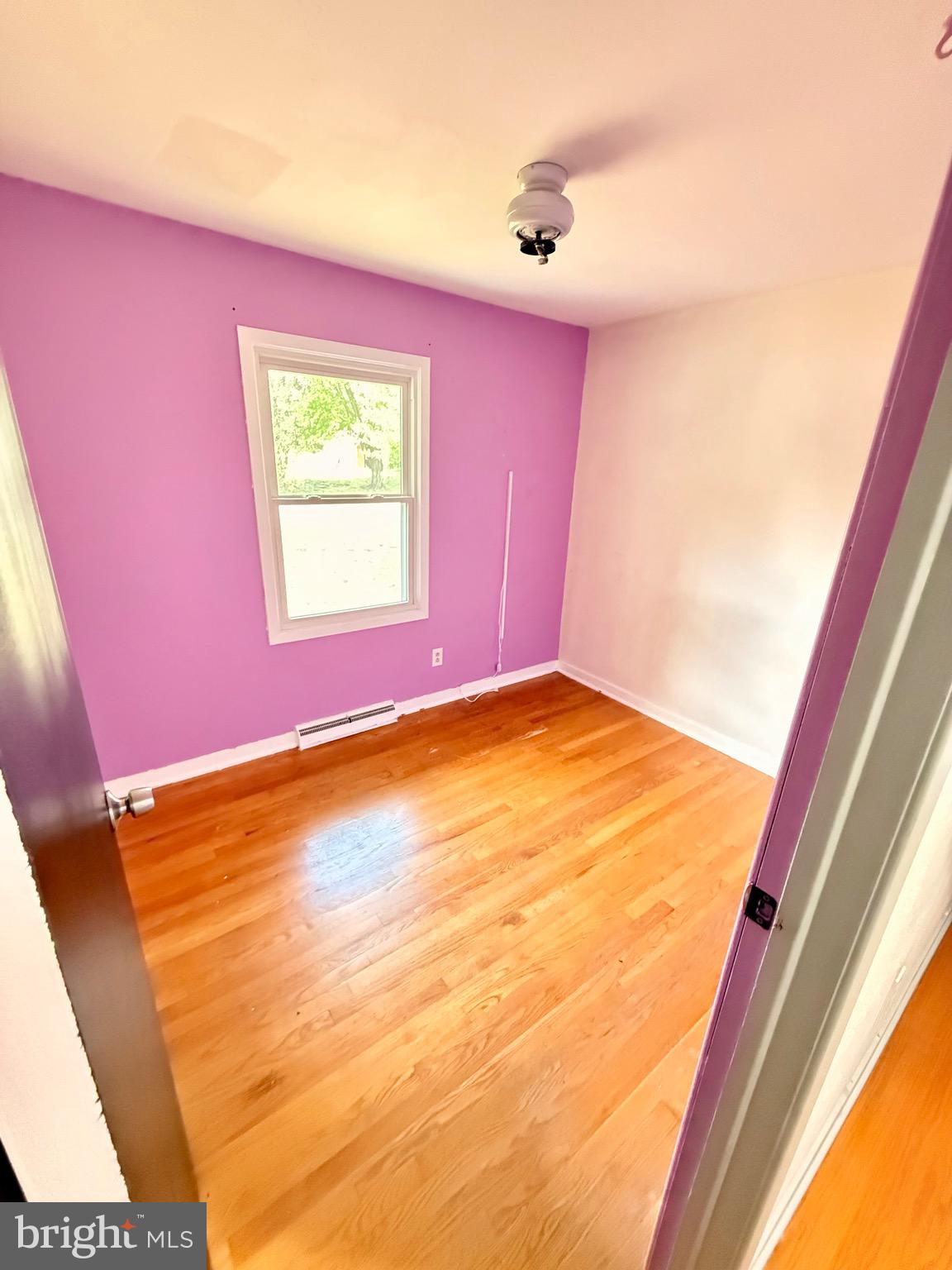 BELL AIR HEIGHTS - Residential