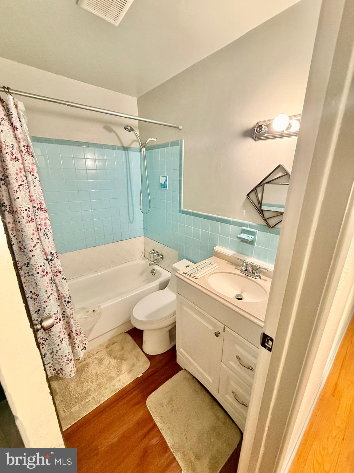 BELL AIR HEIGHTS - Residential