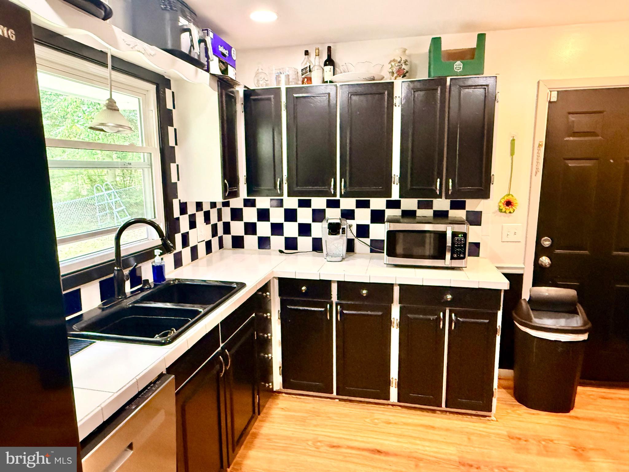 BELL AIR HEIGHTS - Residential