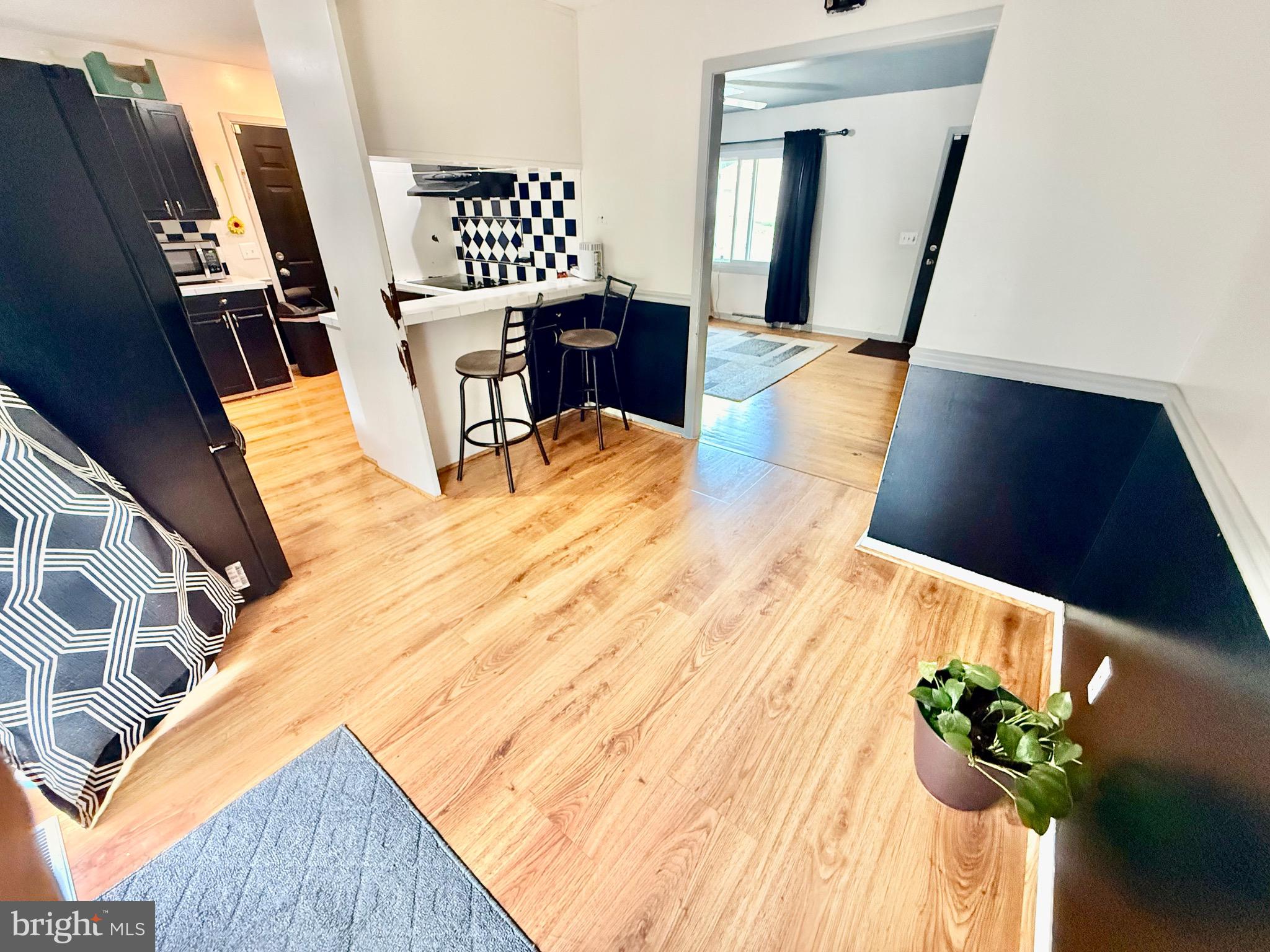 BELL AIR HEIGHTS - Residential