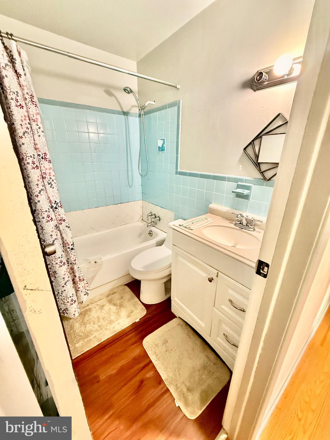 BELL AIR HEIGHTS - Residential