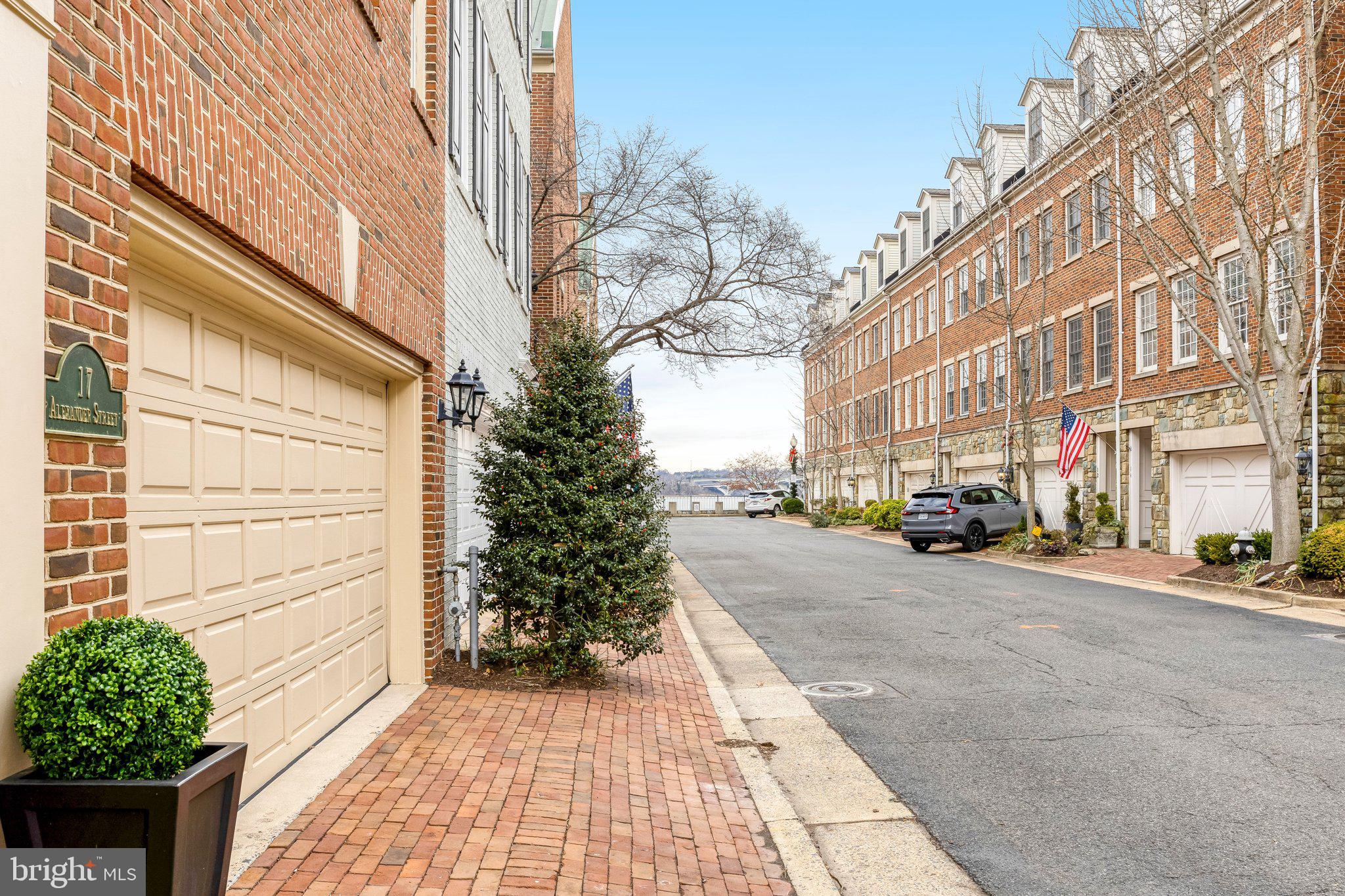 FORDS LANDING - Residential