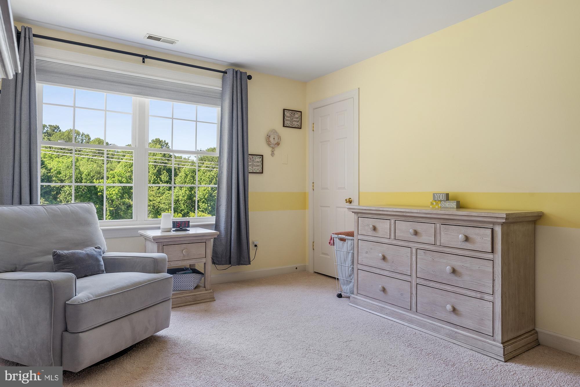 VILLAGE GREEN ESTATES - Residential