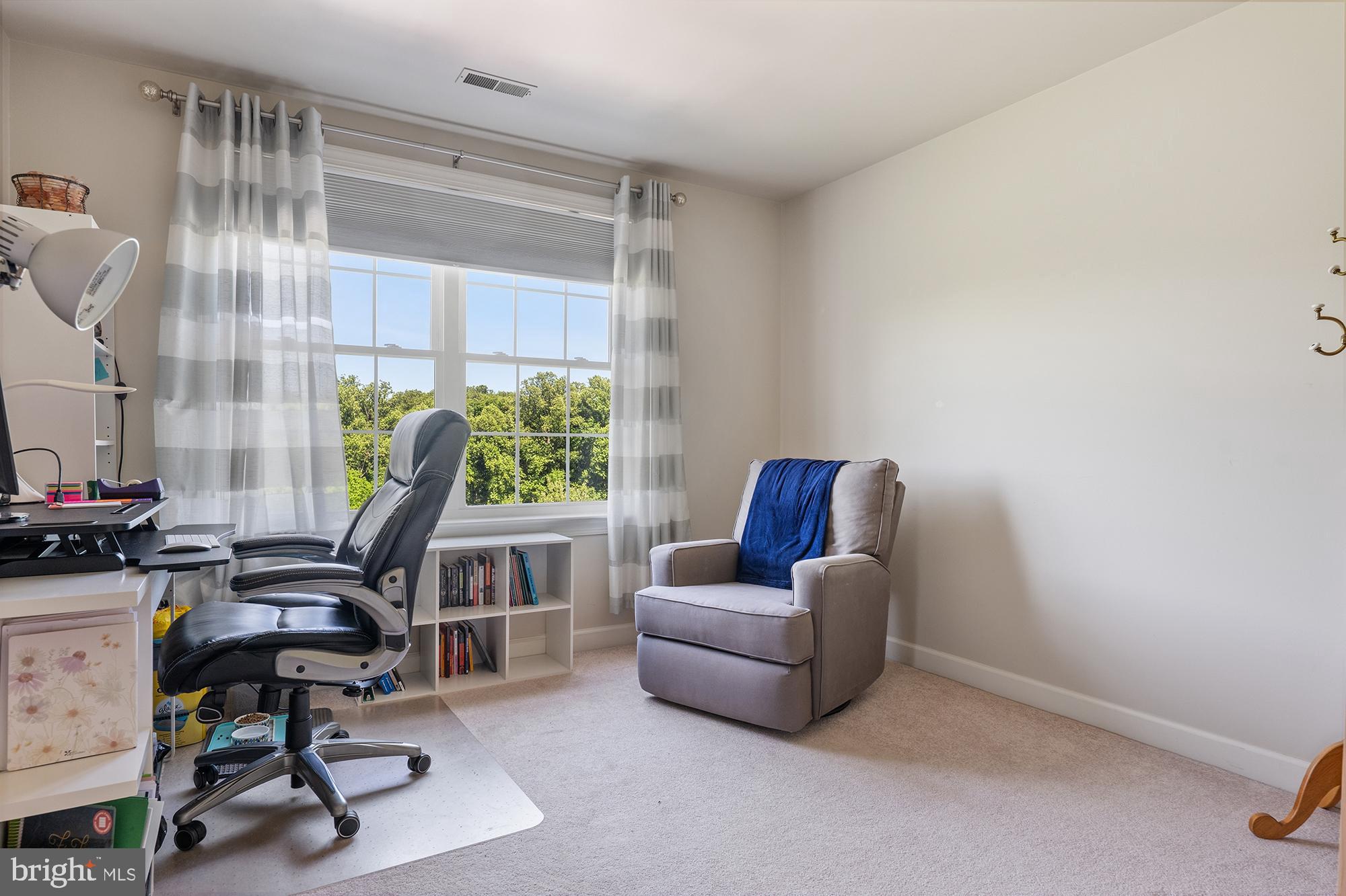 VILLAGE GREEN ESTATES - Residential