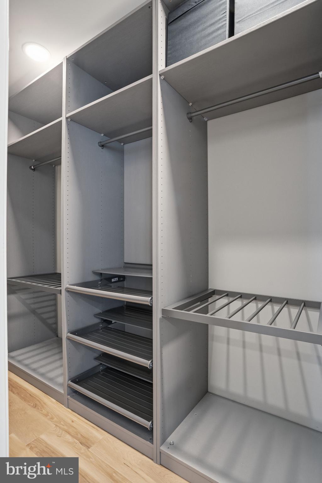 ESTATES AT WYNDHAM HILLS - Residential