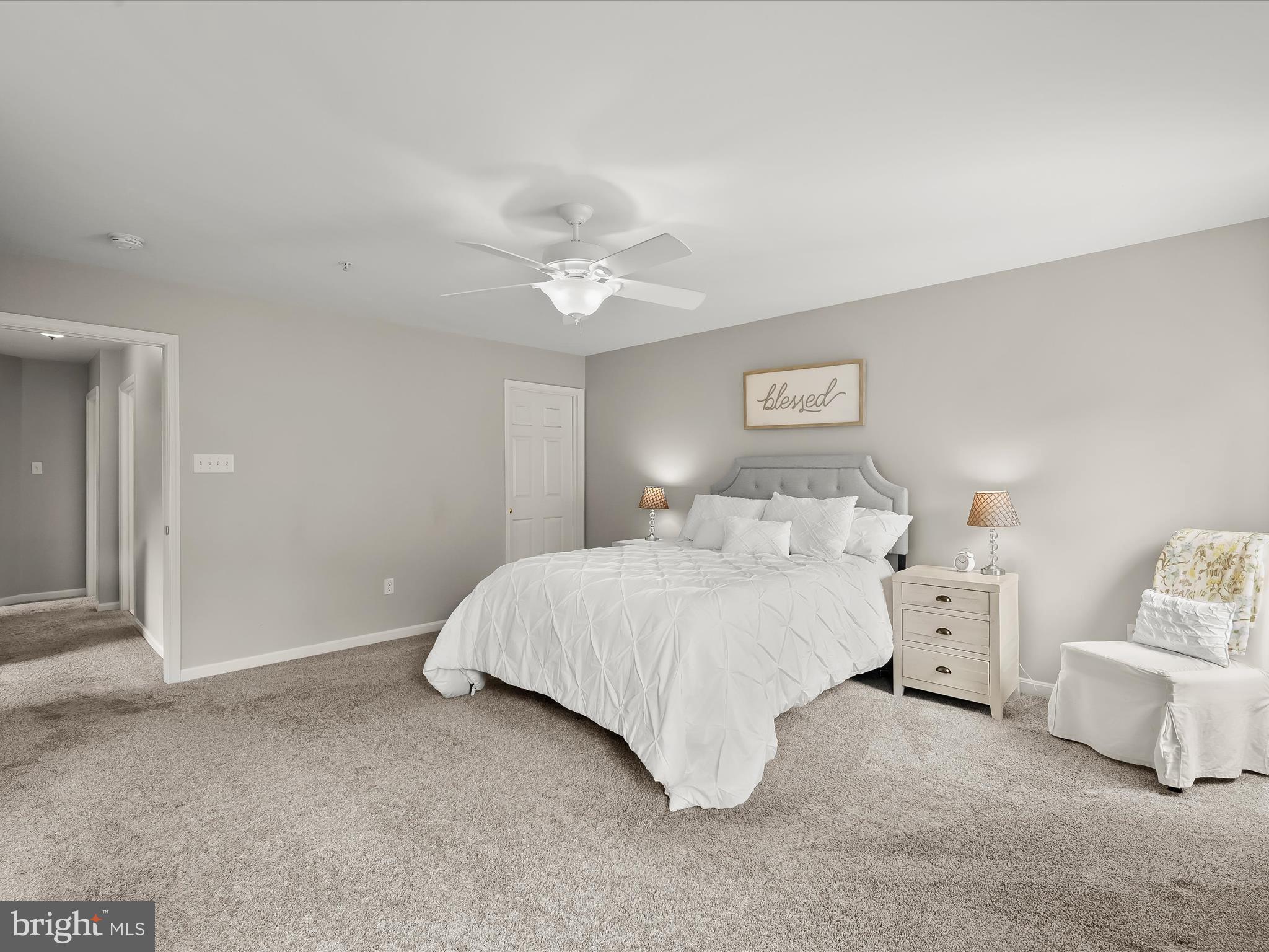 TWIN ARCH CROSSING - Residential