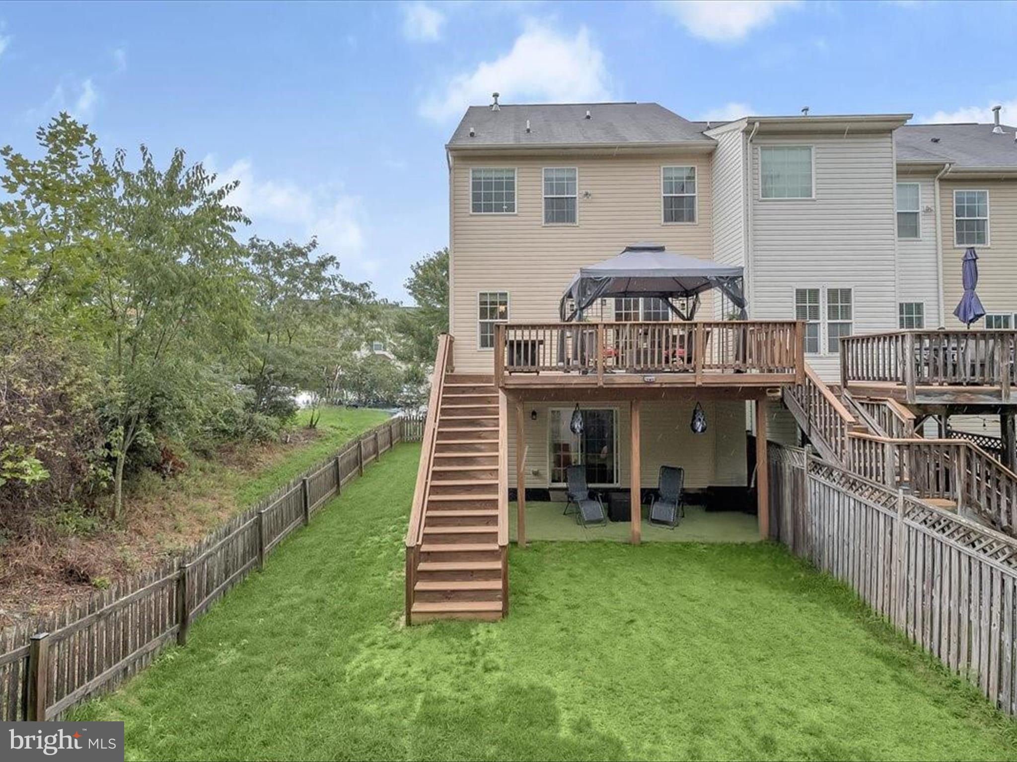 TWIN ARCH CROSSING - Residential