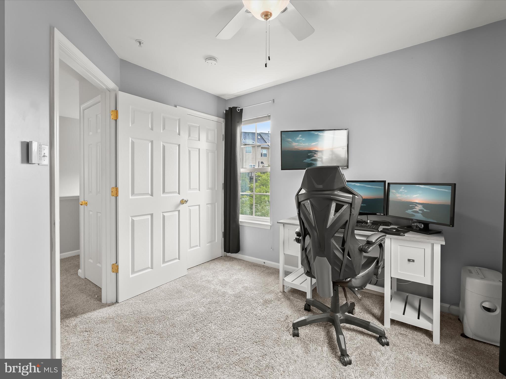 TWIN ARCH CROSSING - Residential