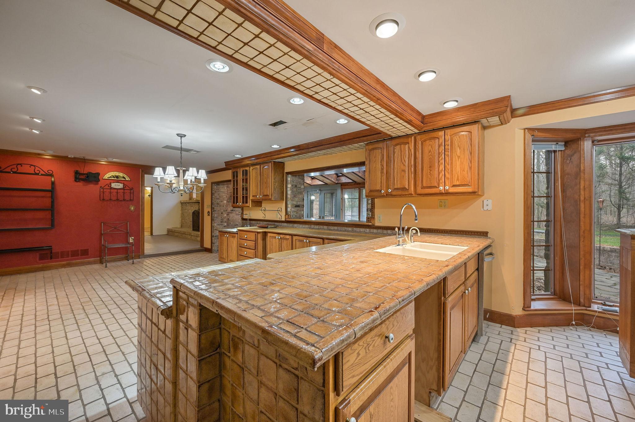 FOX MDWS - Residential