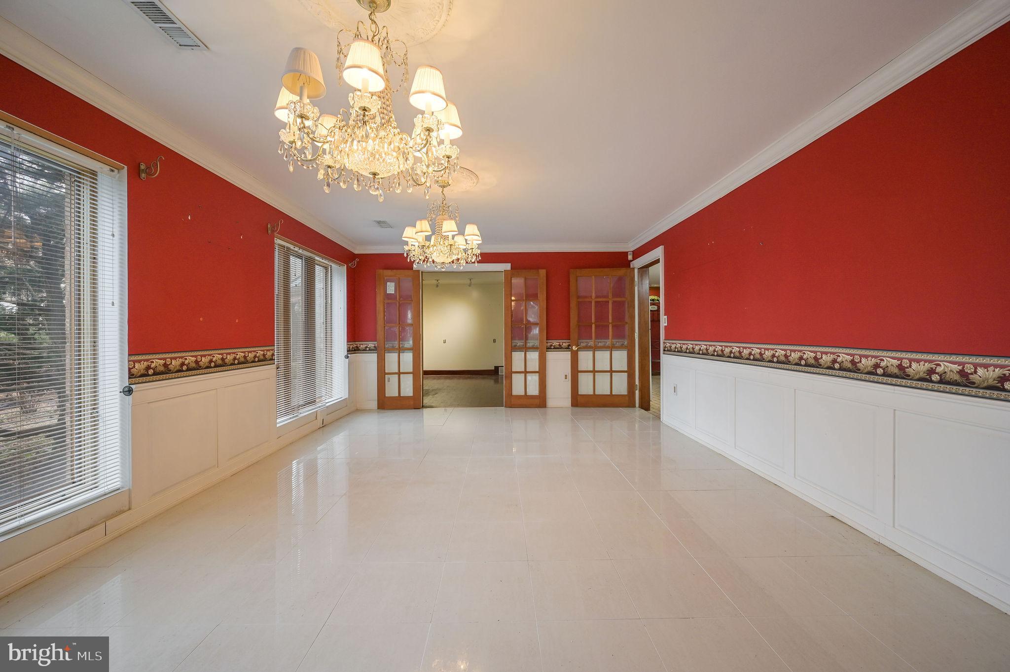 FOX MDWS - Residential