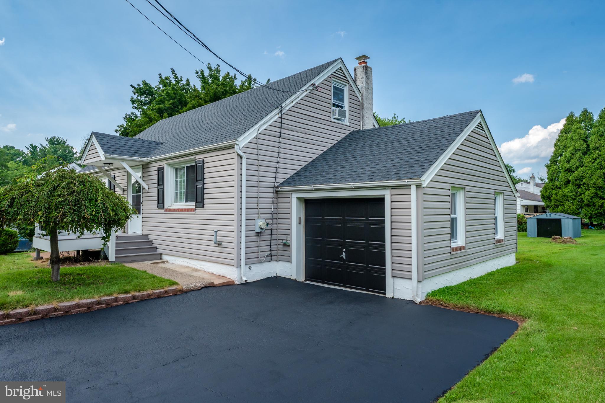 955 BRIDGE ROAD